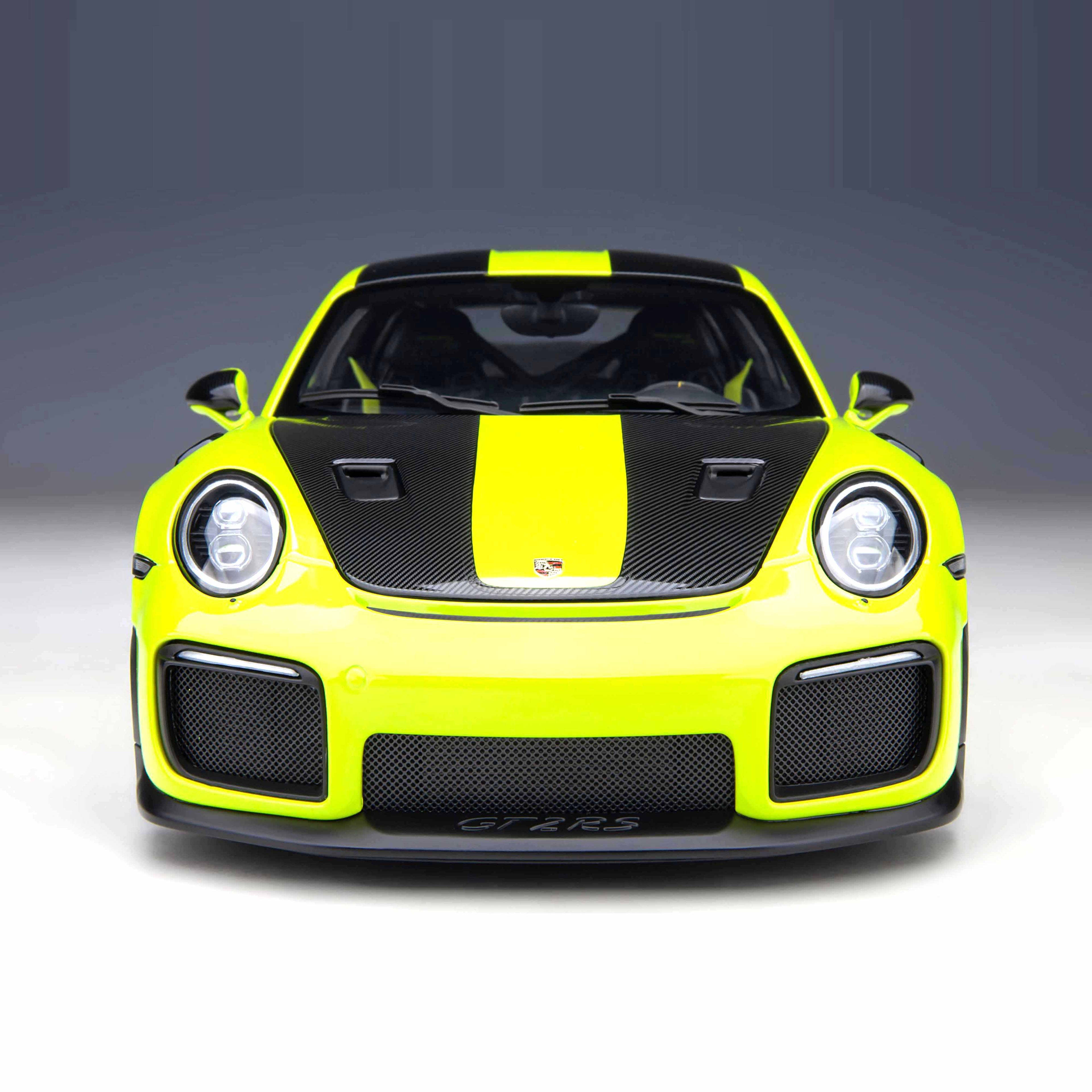 Porsche 911 (991.2) GT2 RS Weissach Package Acid Green 1:18