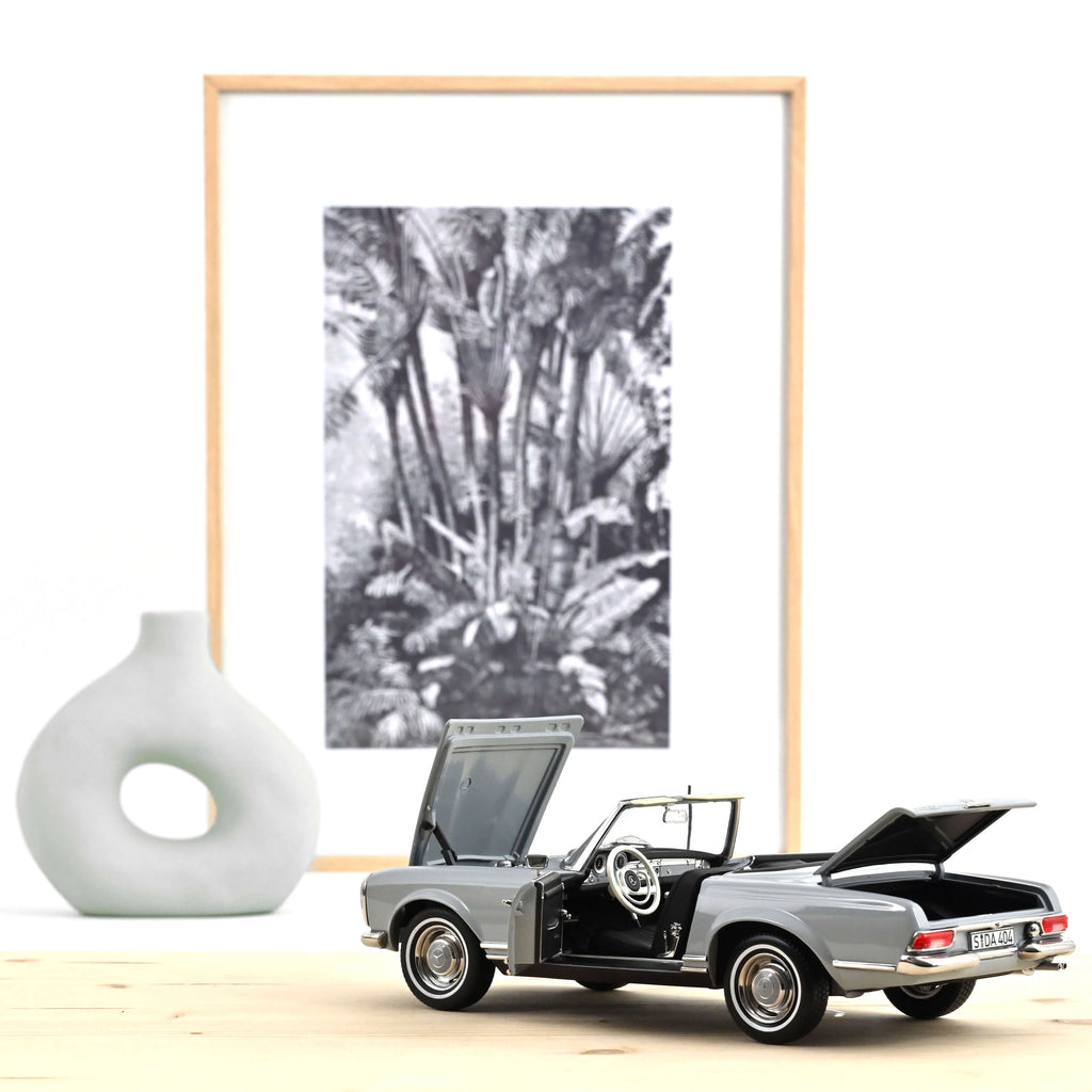 Mercedes-Benz 230 SL 1963 Grey 1:18