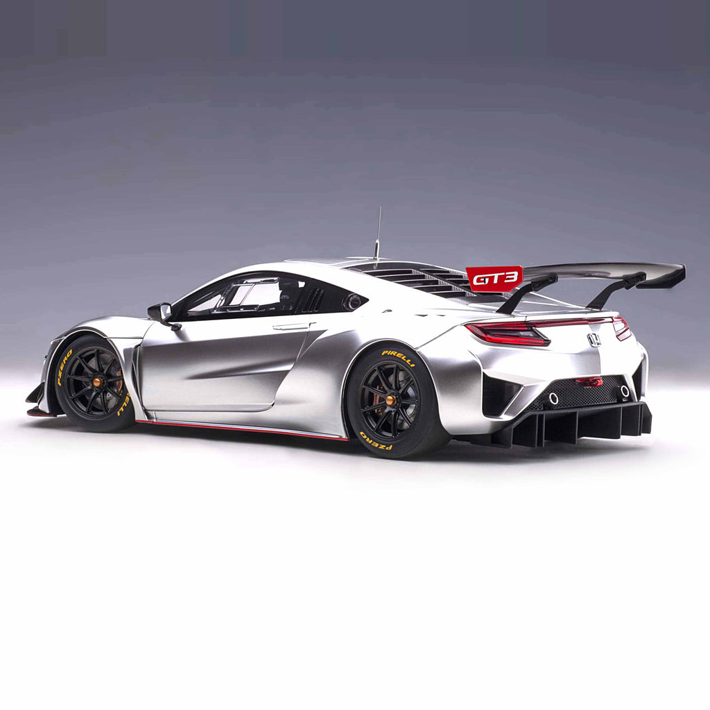 Honda NSX GT3 2018 Silber 1:18