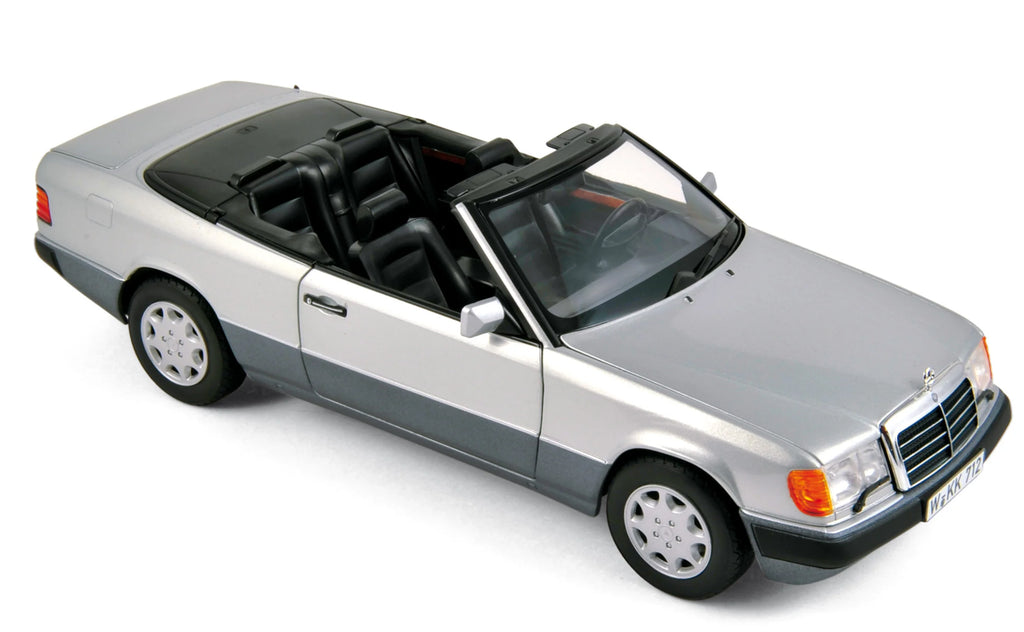 Mercedes-Benz 300 CE-24 Cabriolet 1990 Silver metallic 1:18