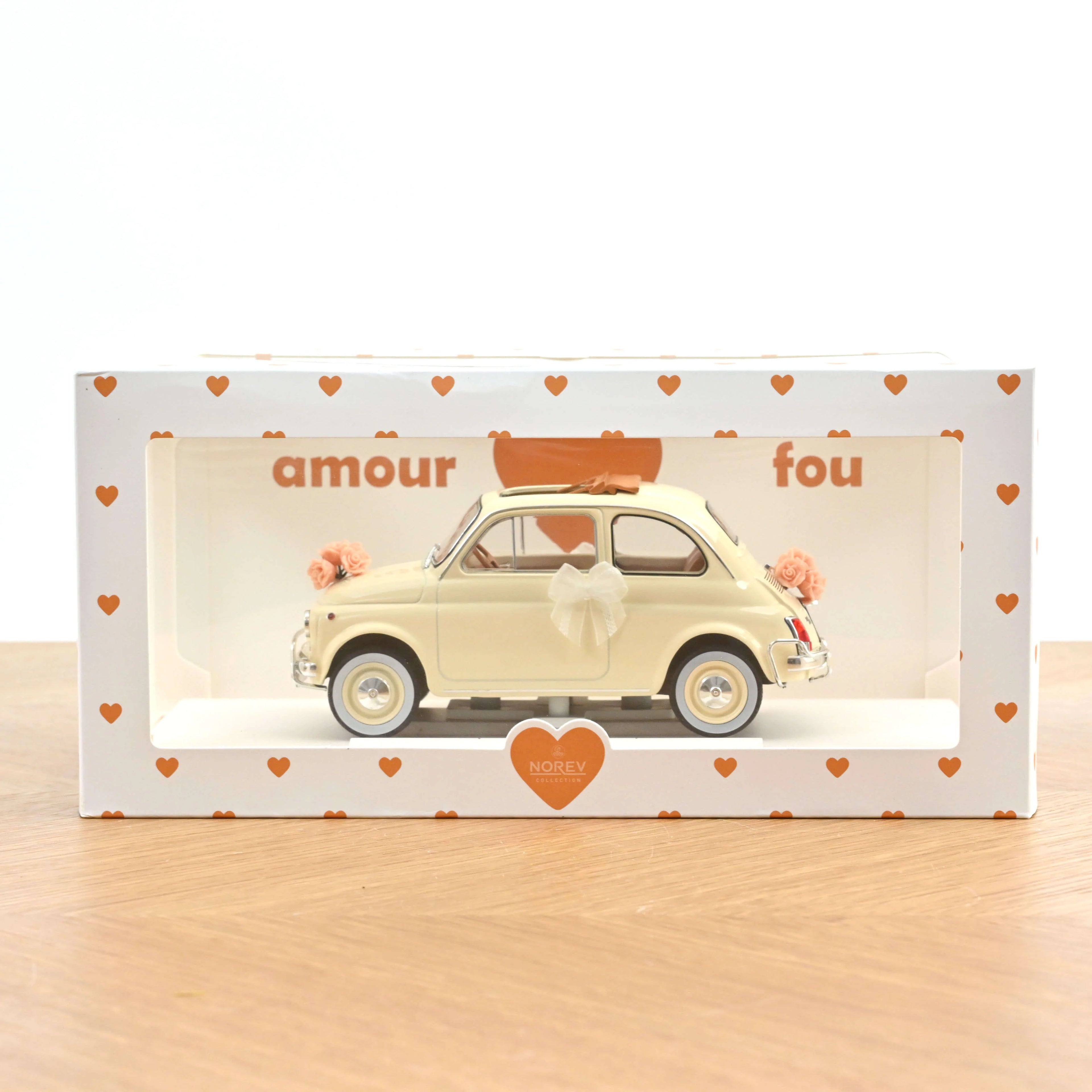 Fiat 500 L 1968 Ivory Wedding Gift 1:18