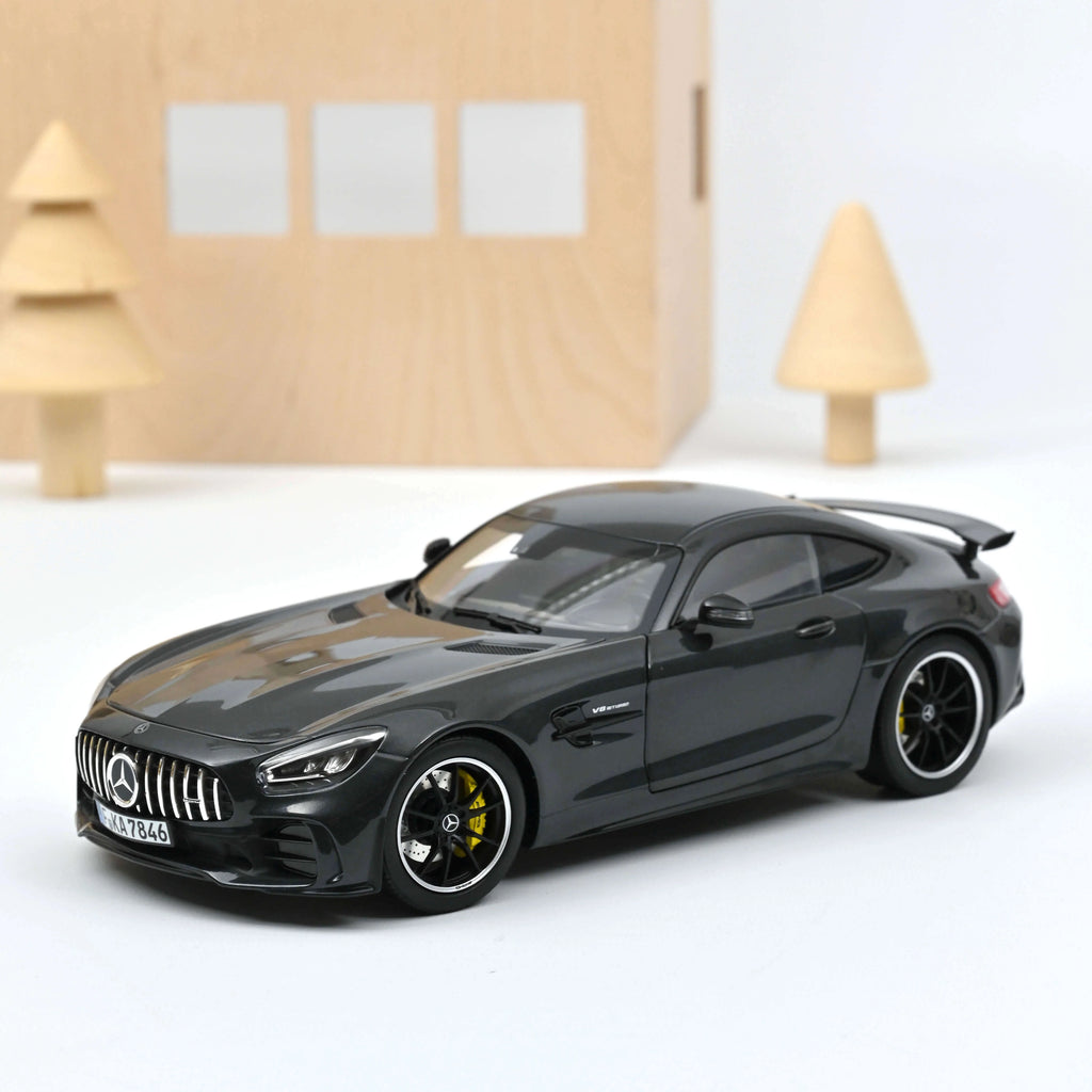 Mercedes-AMG GT R 2019 Dark Grey metallic 1:18