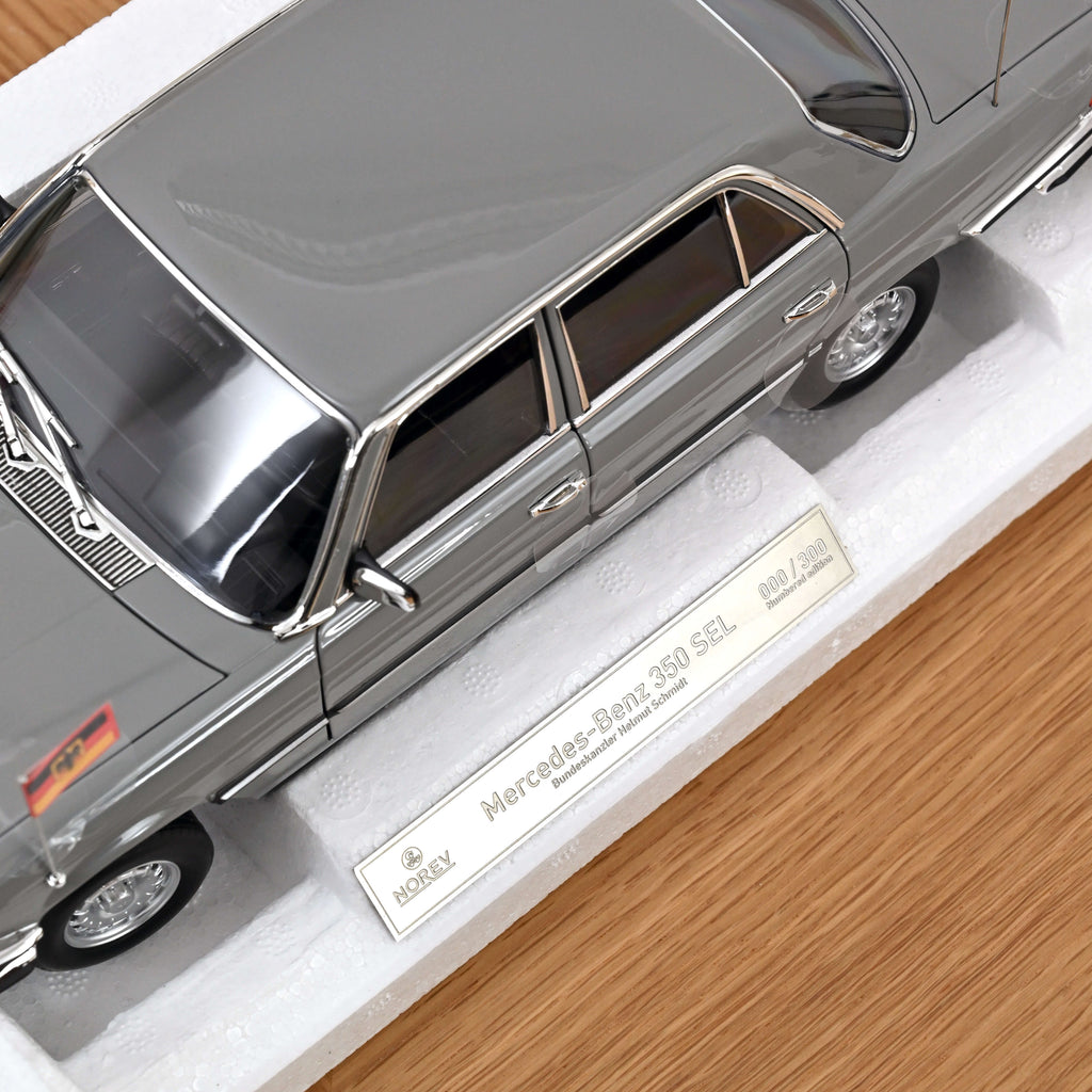 Mercedes-Benz 350 SEL 1976 Helmut Schmidt 1:18 - 300pcs