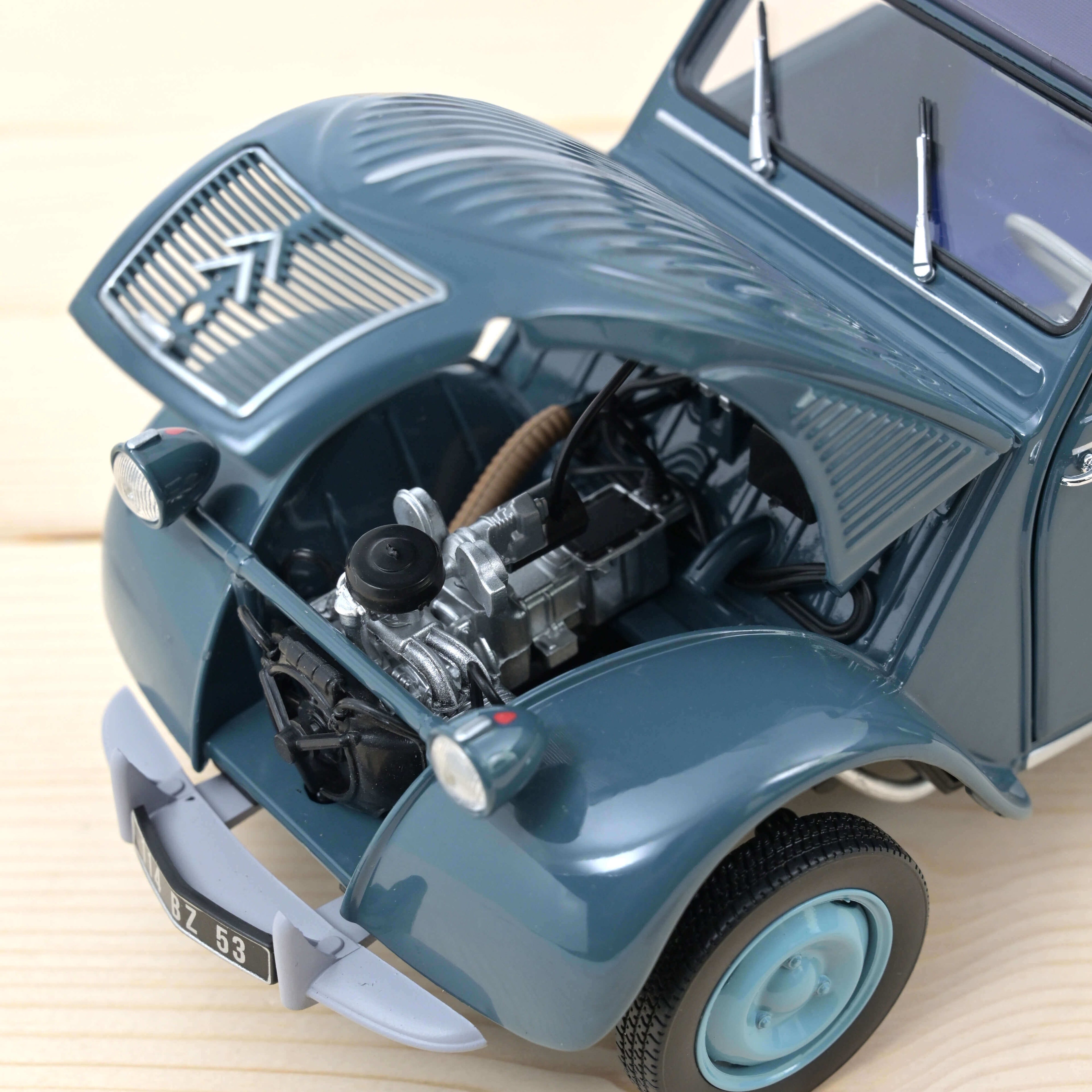 Citroën 2CV AZL 1959 Glacier Blue 1:18