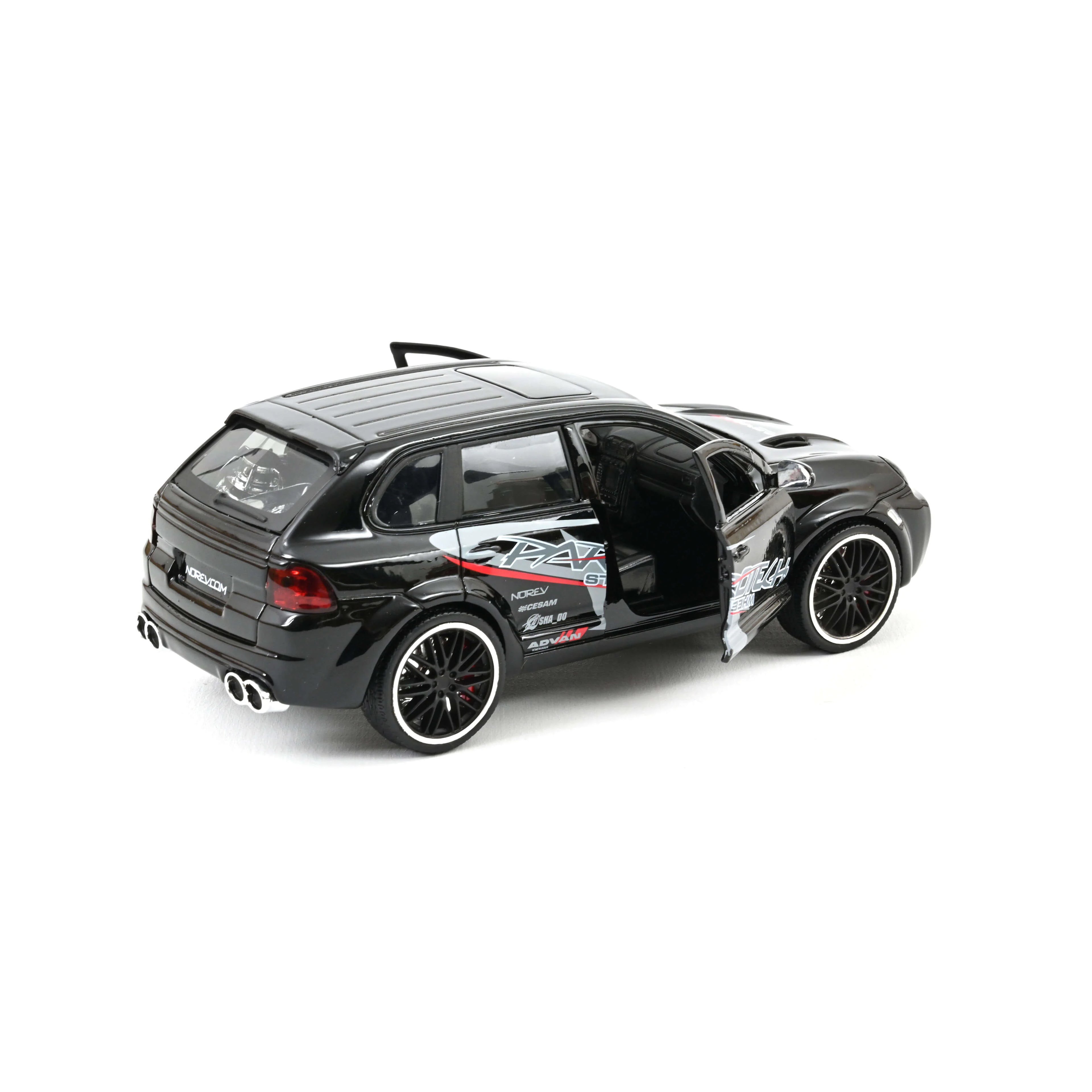 Coffret Street Racer 2 voitures + 1 gratuite 1:32