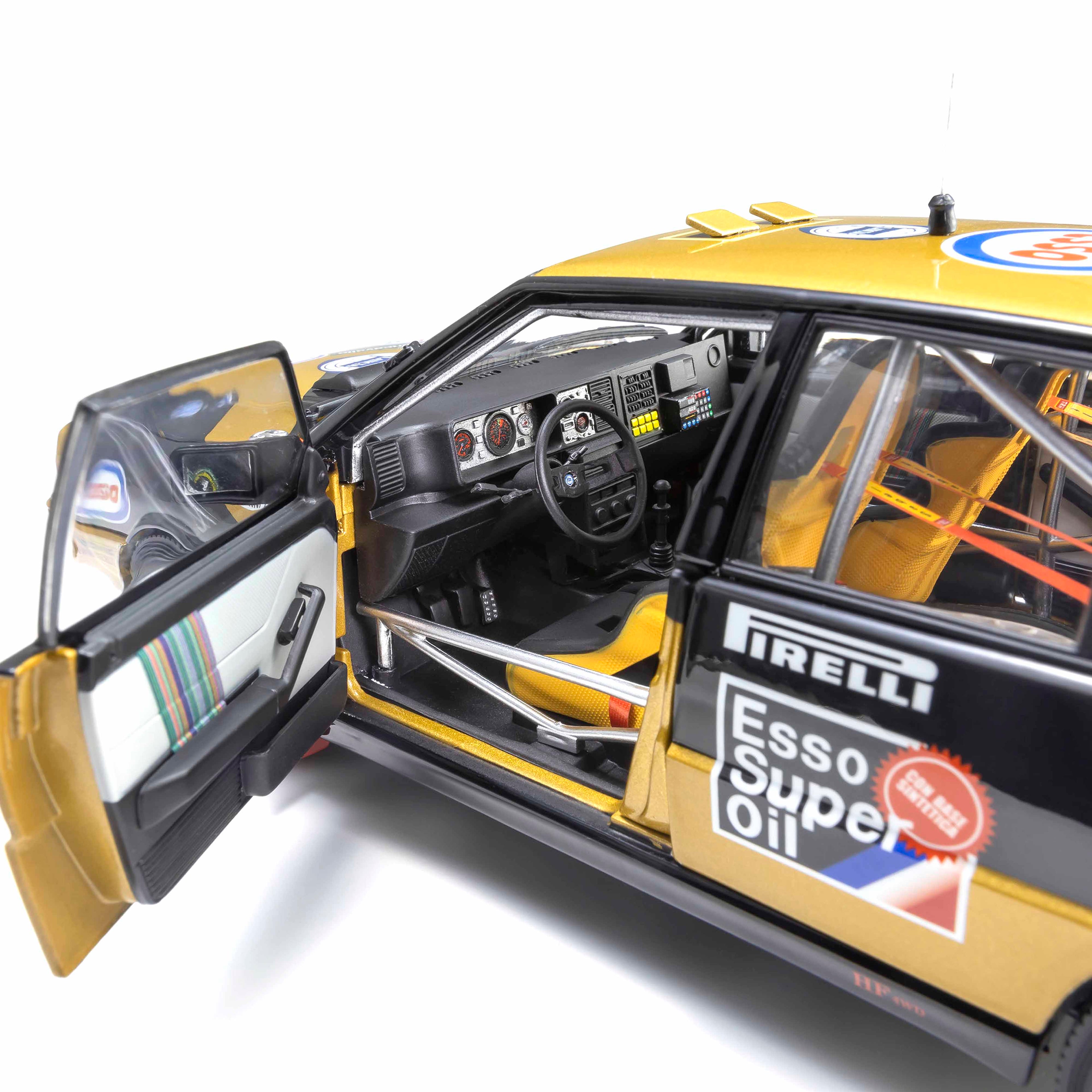 Lancia Delta HF 4WD 1987 Rally Piancavallo Grifone Esso N°1 1/18