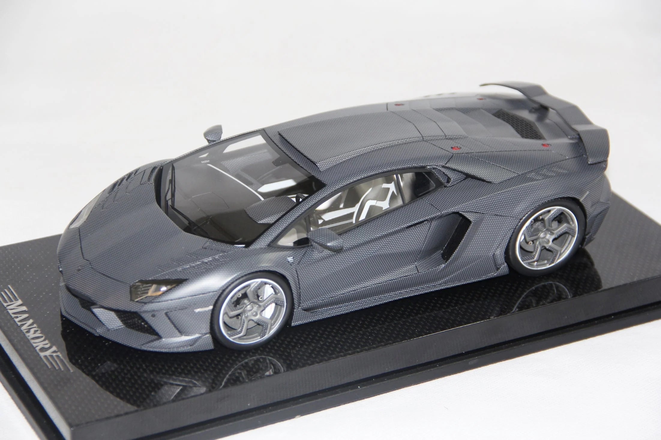 Mansory Lamborghini Carbonado GT (Flash Pink or Full Carbon)