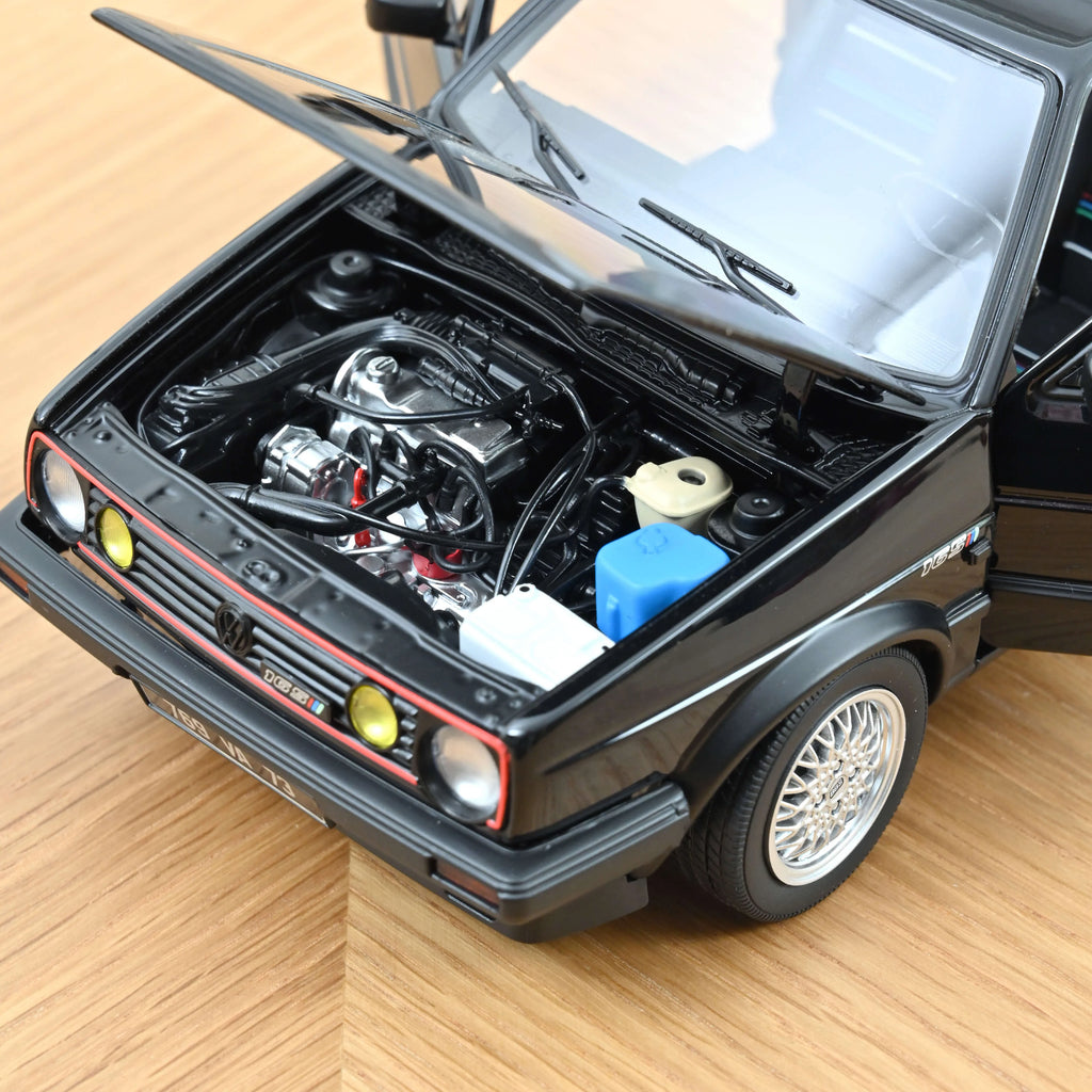 VW Golf GTI Match 1989 Noir métallisé 1:18