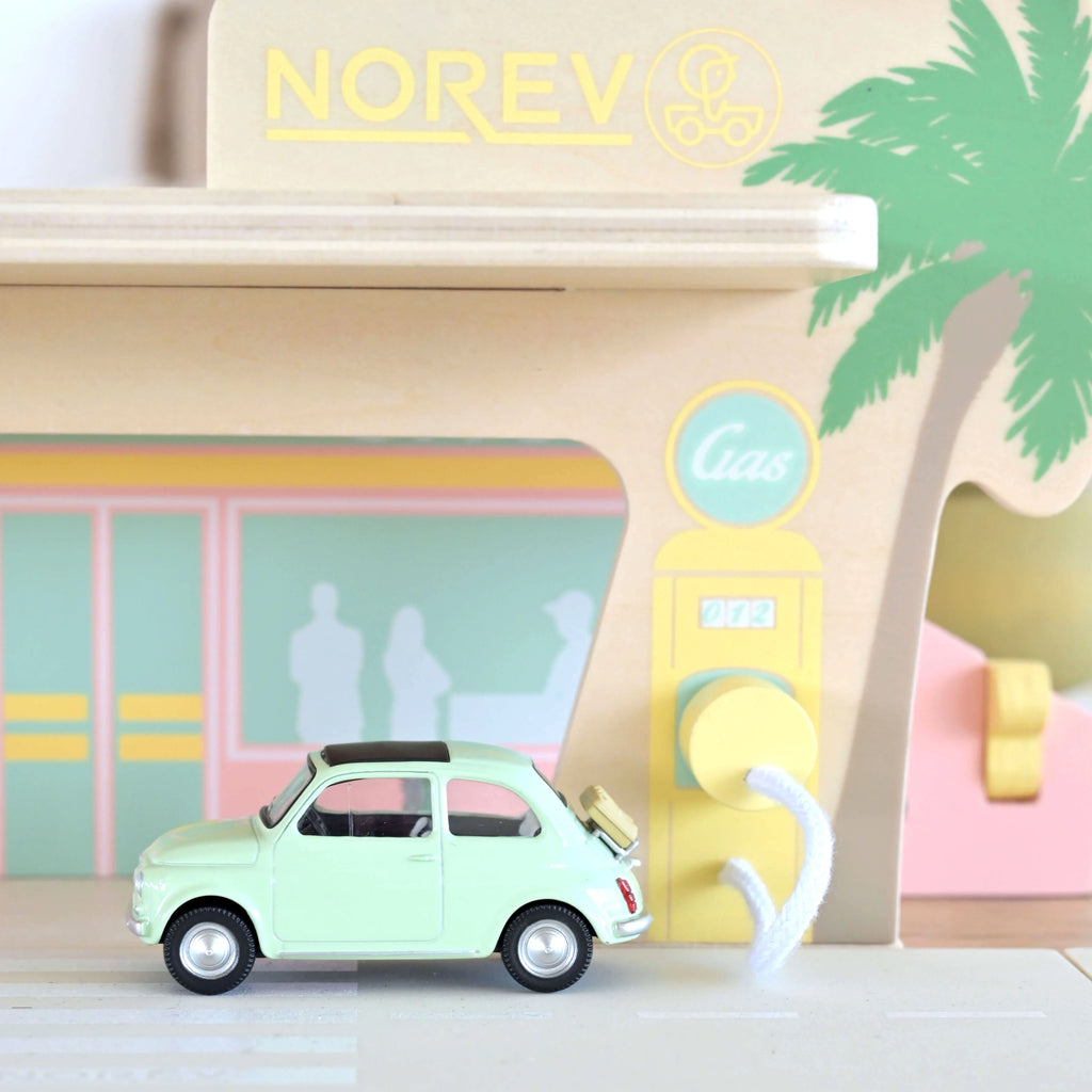 Fiat 500 F 1965 Vert clair Jet-car 1:43