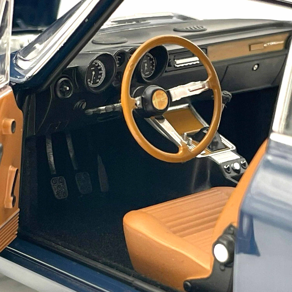 Alfa Romeo 1300 GTJ 1973 Dark Blue 1:18