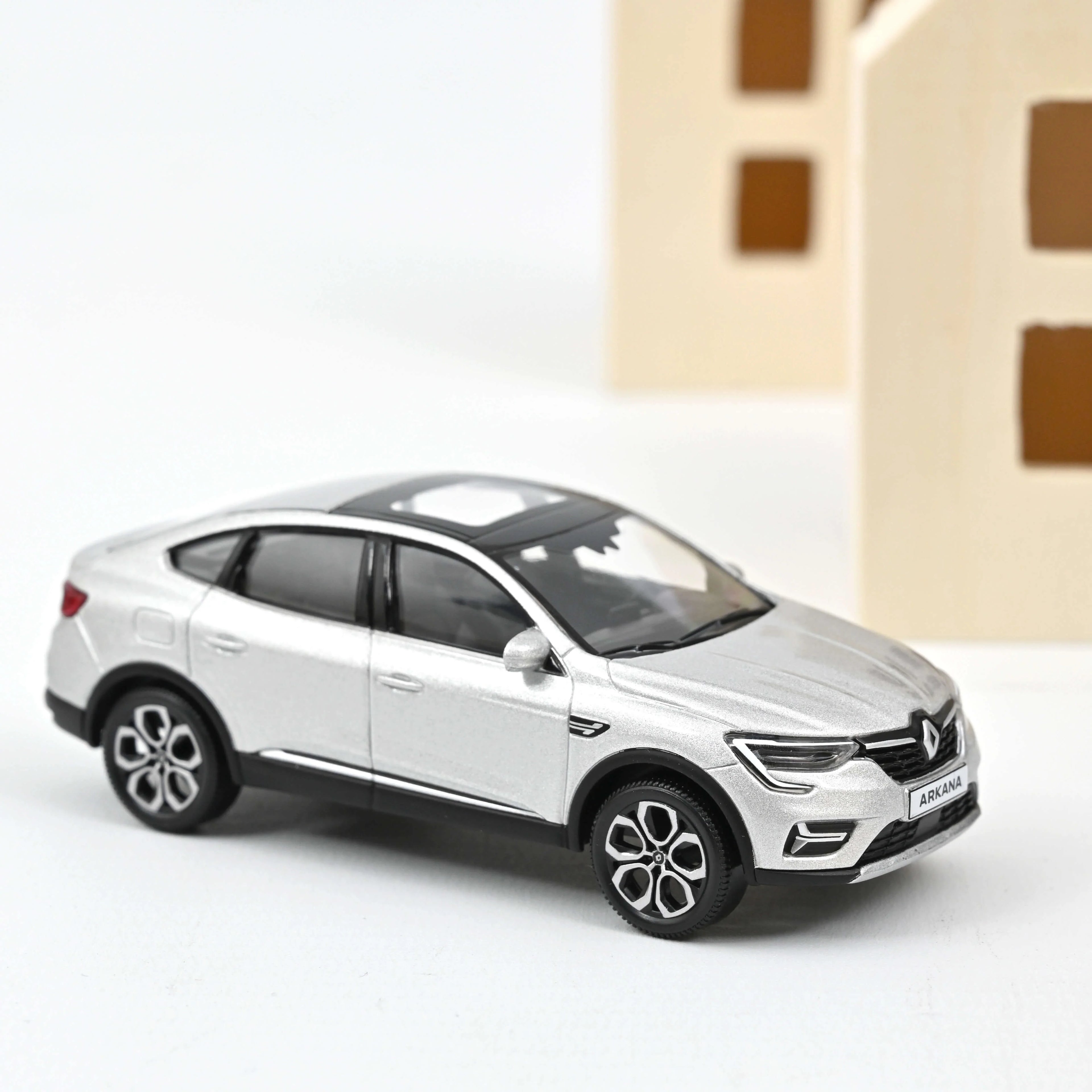Renault Arkana 2021 Gris Highland 1:43