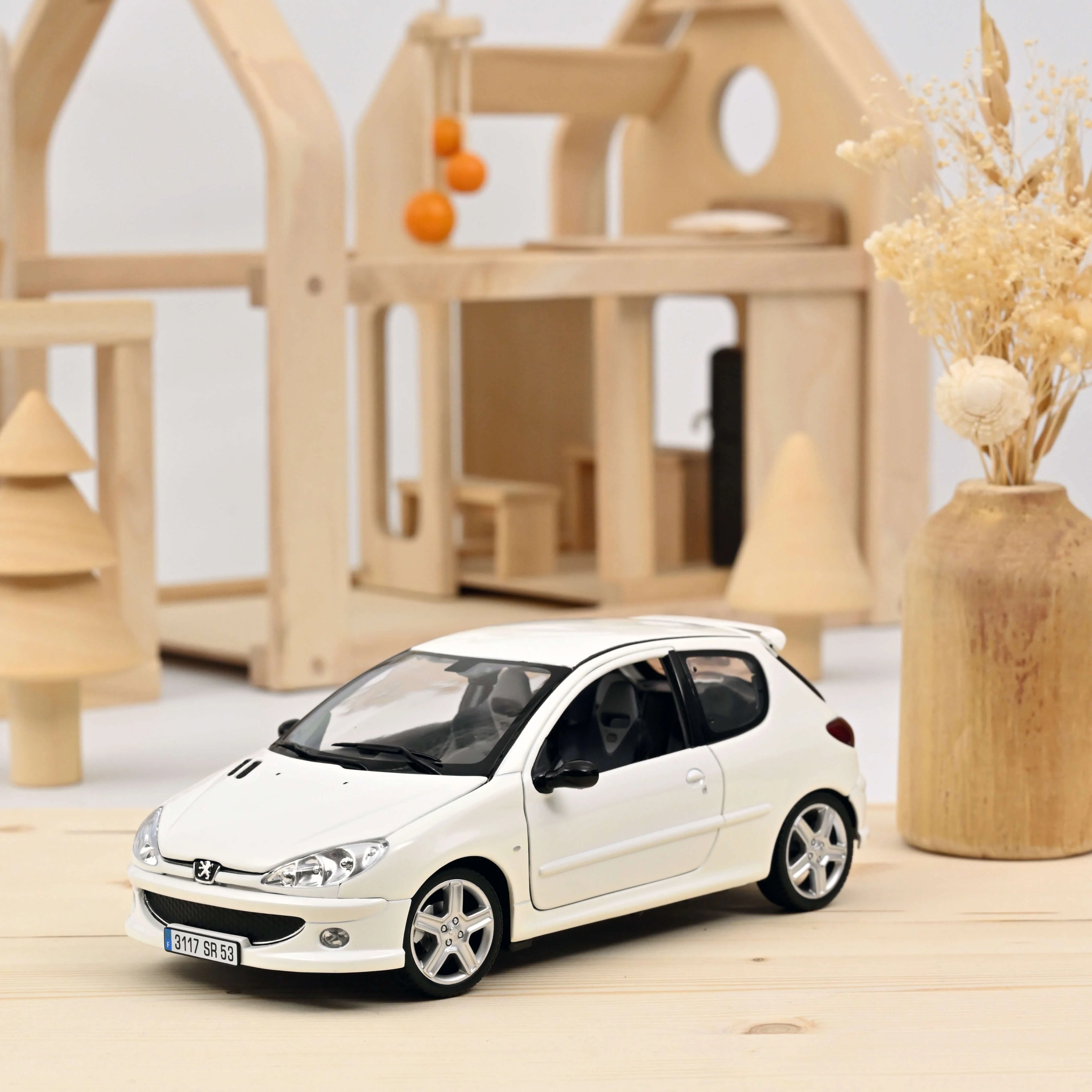 Peugeot 206 RC 2003 White 1:18 - 206pcs