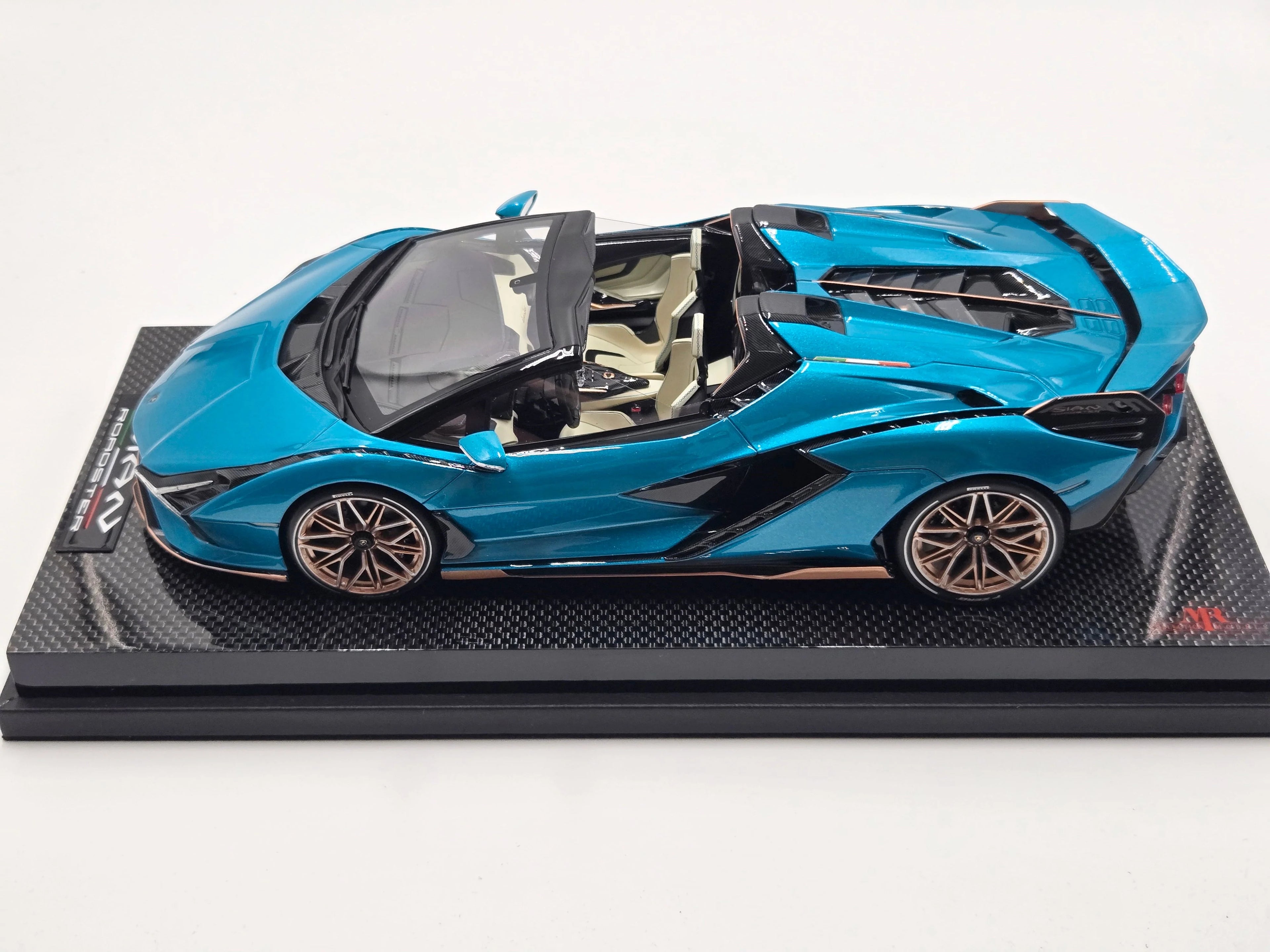 MR Lamborghini Sian Roadster Blue Uranus – Limitiert auf 399 Stück
