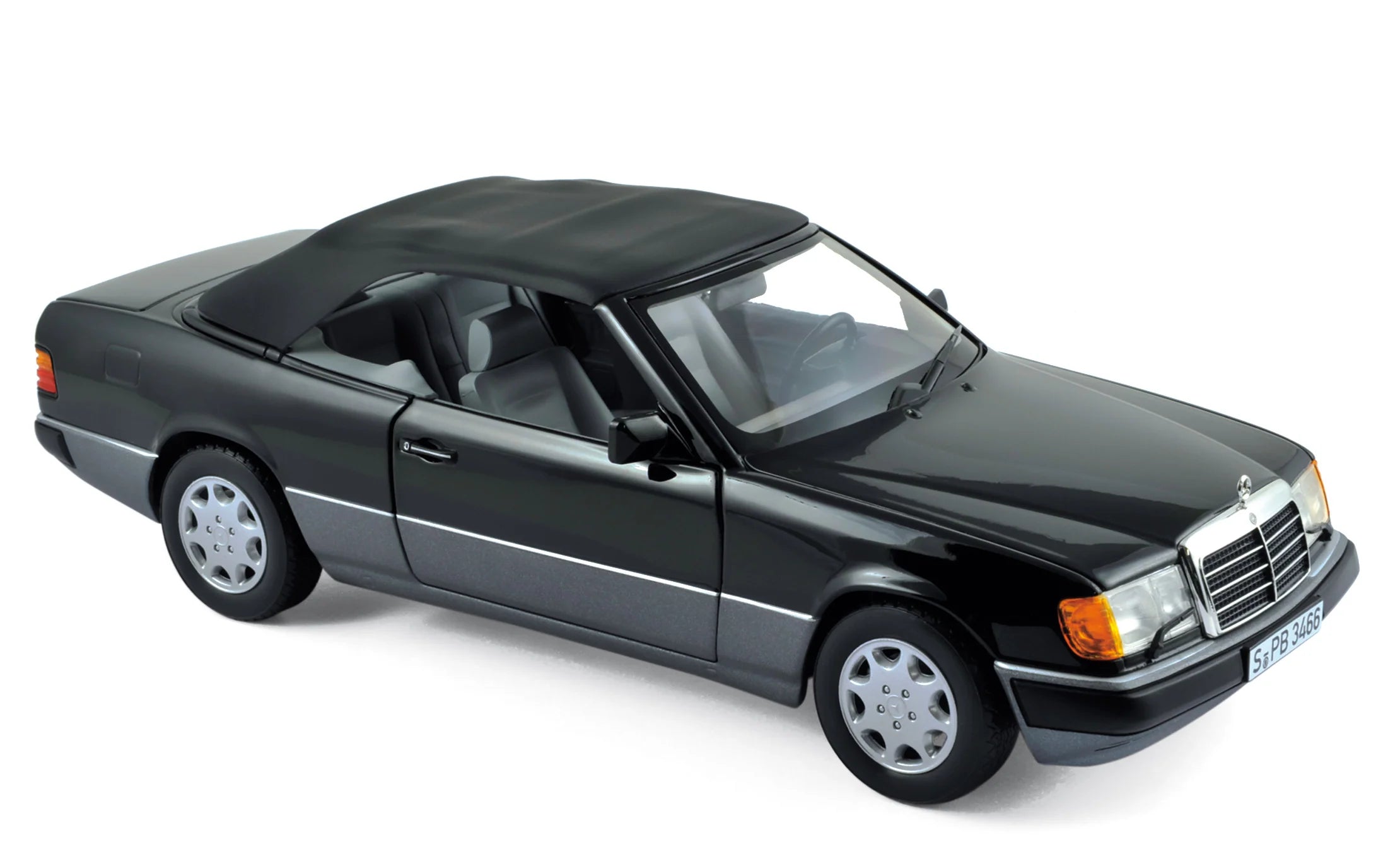Mercedes-Benz 300 CE-24 Cabriolet 1990 Schwarz 1:18