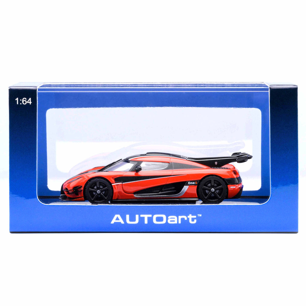 Koenigsegg One : 1 Lava orange/Carbon fiber/Silver stripes  1:64