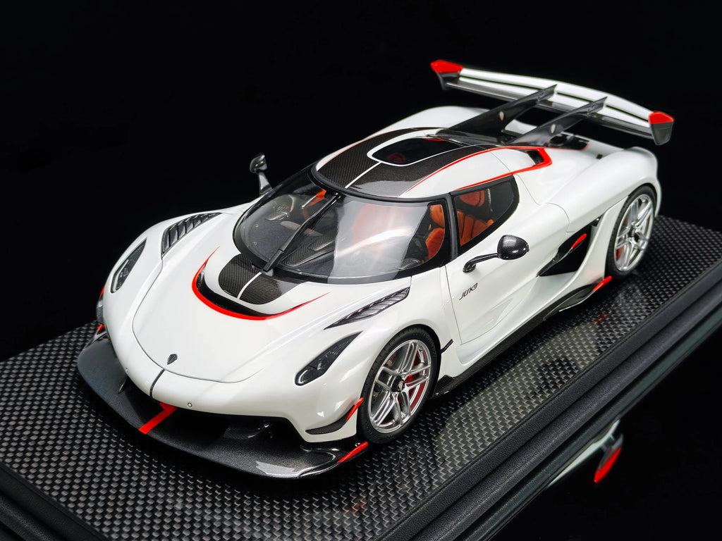 FrontiArt Koenigsegg Jesko 7391 Blanc Cristal - Édition Limitée 199 pcs