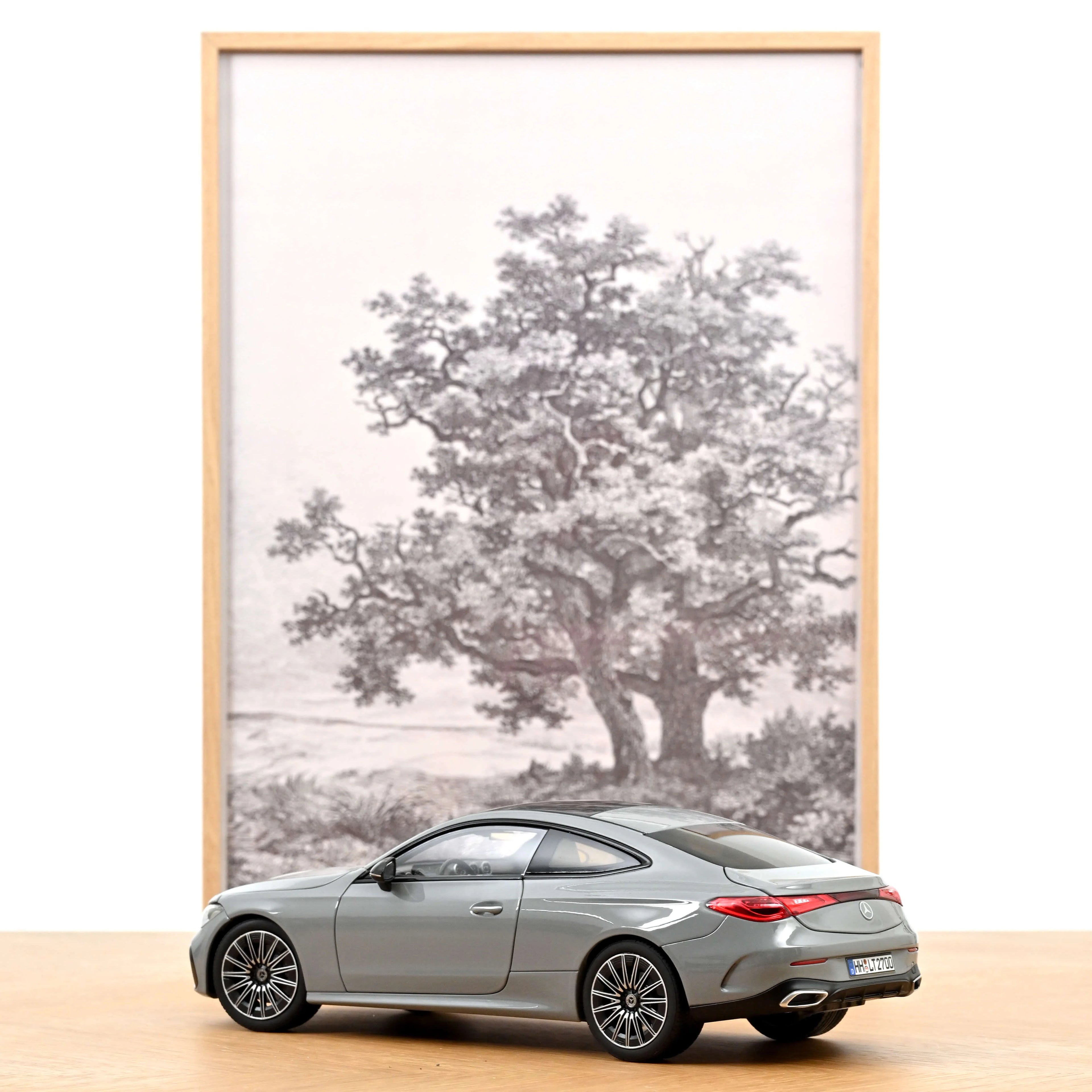 Mercedes-Benz CLE Coupé 2024 Alpine Grey 1:18 - 200pcs
