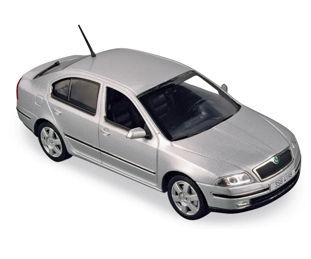 Sköda Octavia Berline Silvere 1:43