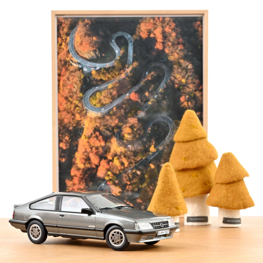 Opel Monza GSE 1984 Anthrazit Metallic 1:18 - 200 Stück