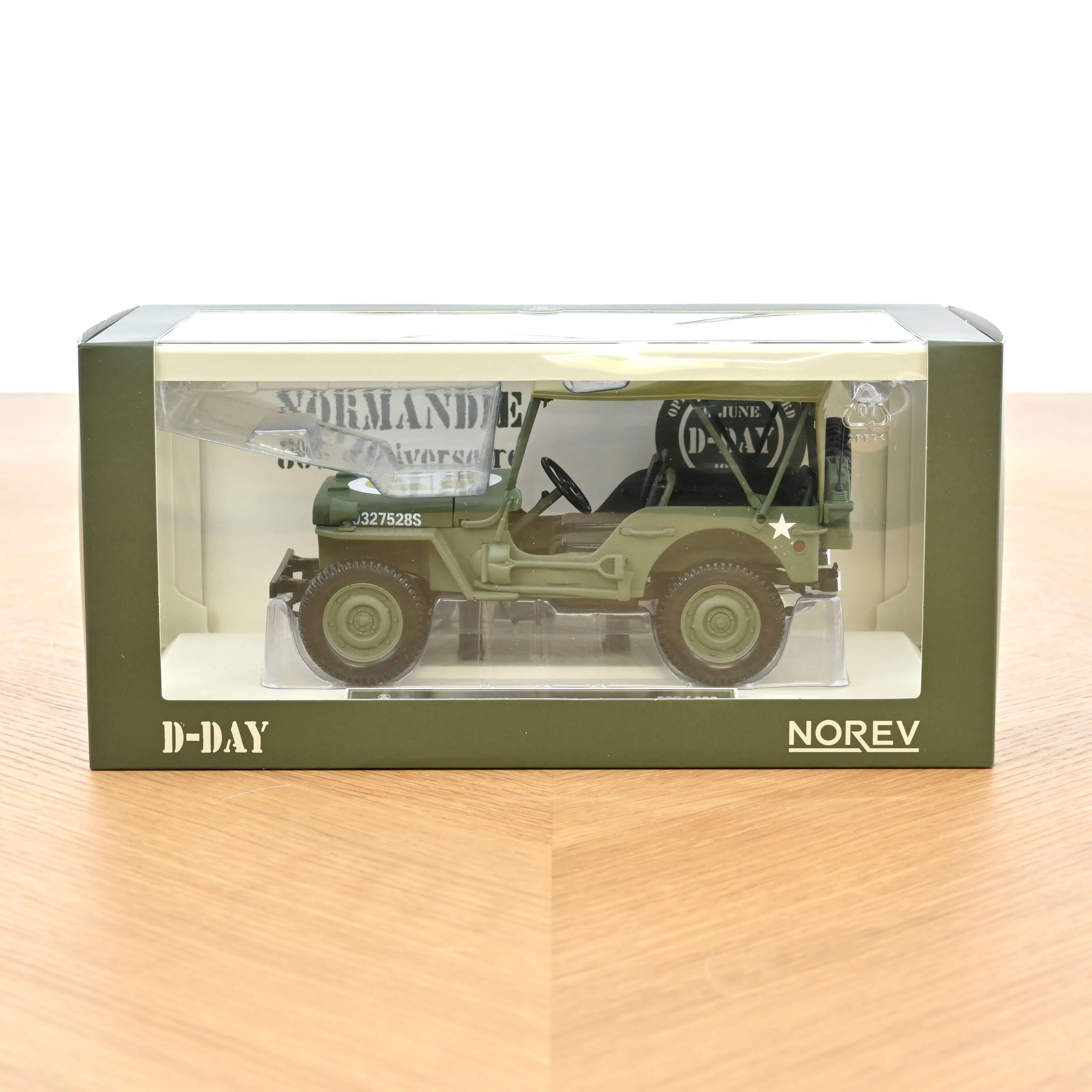 Jeep Army 1944 1st Div Inf HQ 1:18 - 200pcs