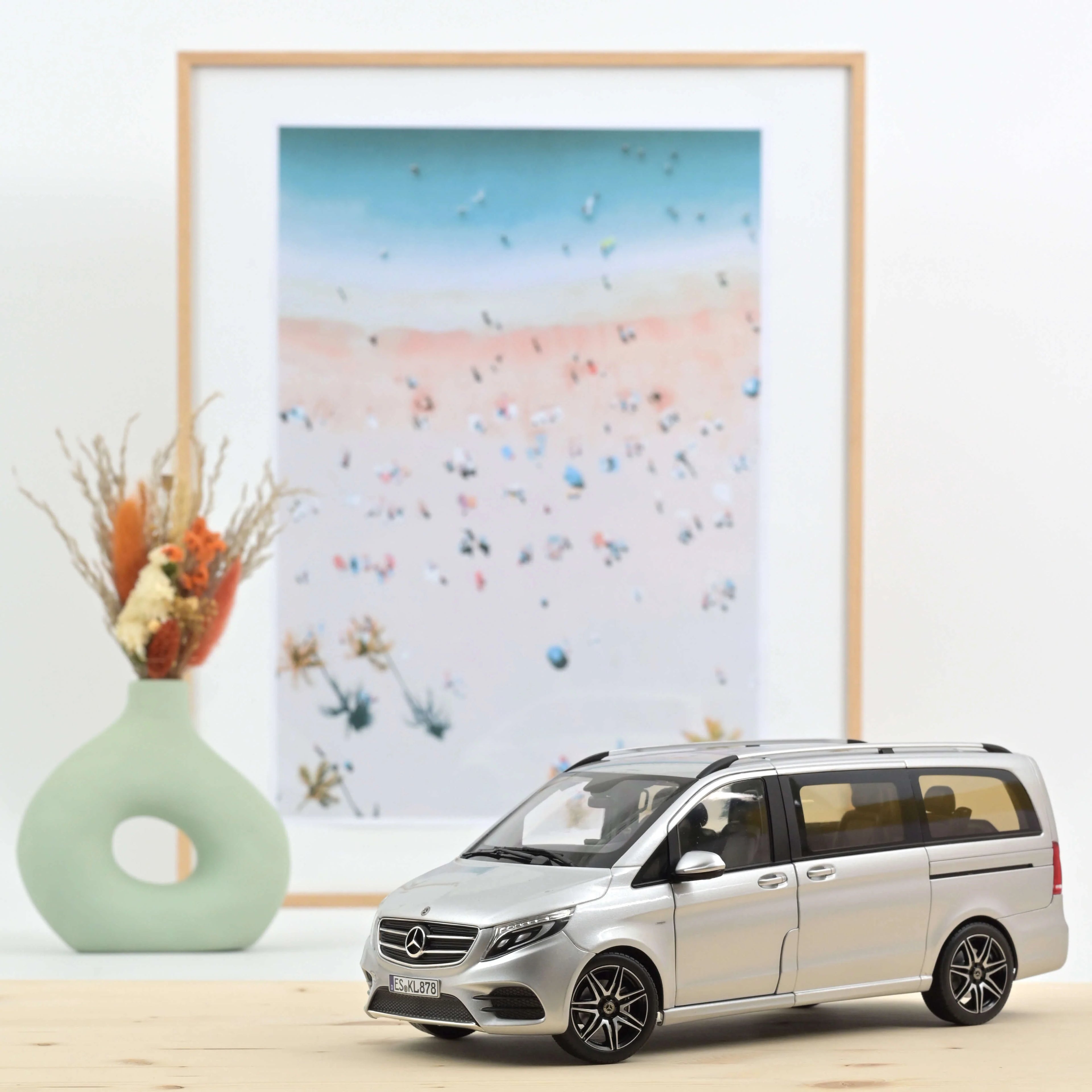 Mercedes-Benz V-Class AMG-Line 2018 Silver 1:18
