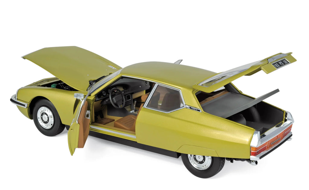Citroën SM 1971 Golden Leaf 1:18
