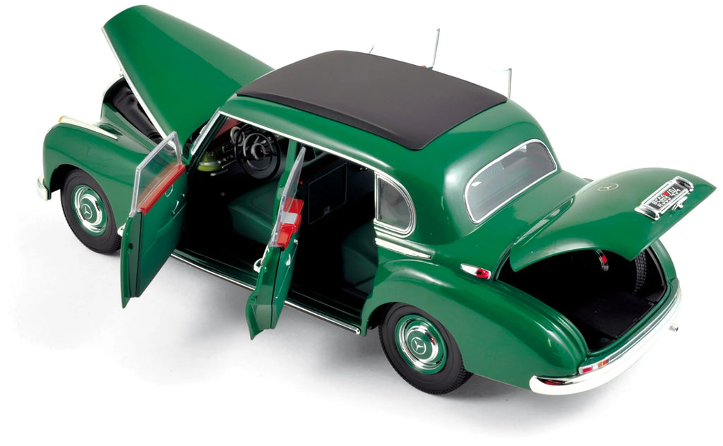 Mercedes-Benz 300 1955 Green 1:18