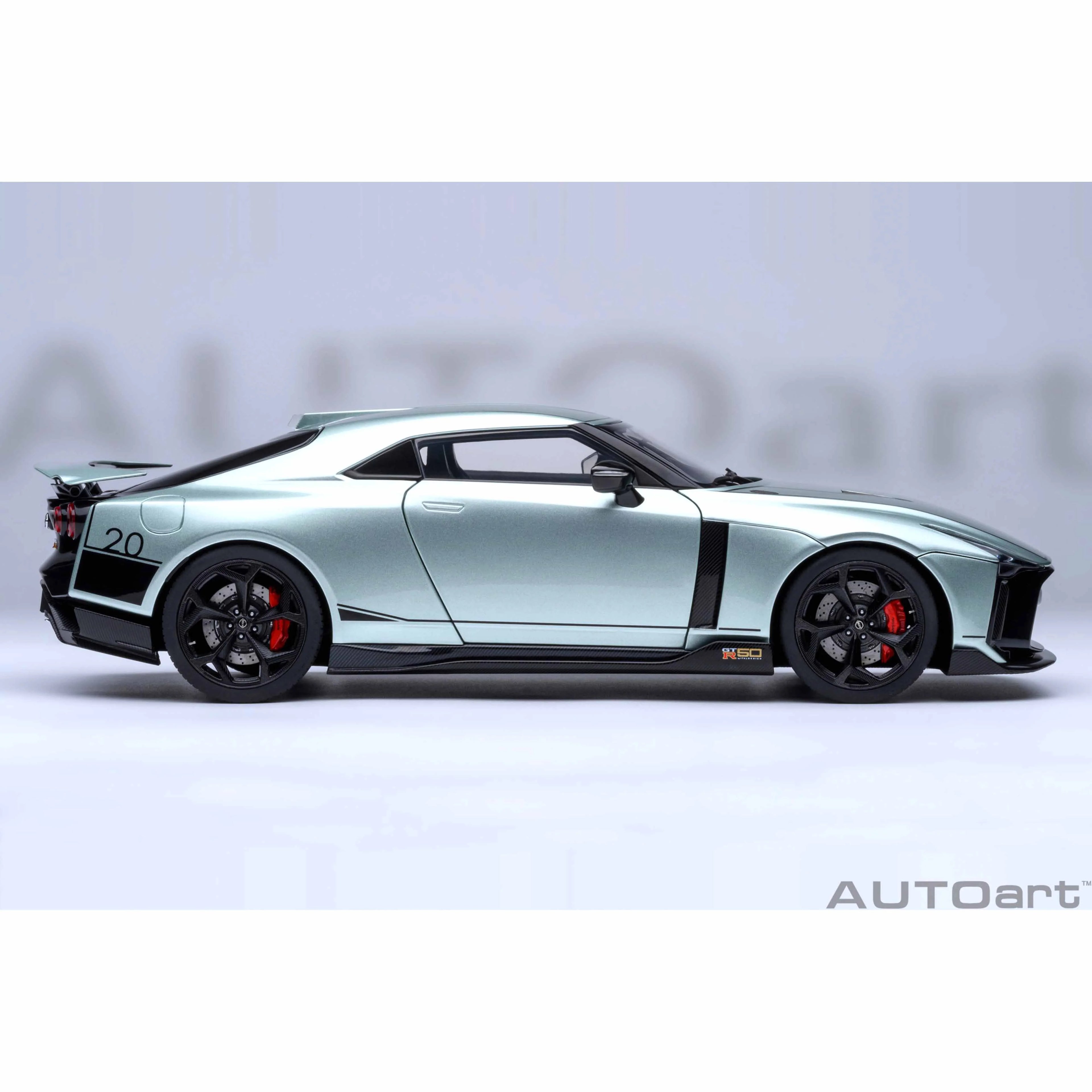 Nissan GT-R50 by Italdesign Metallic Green and Black 1/18