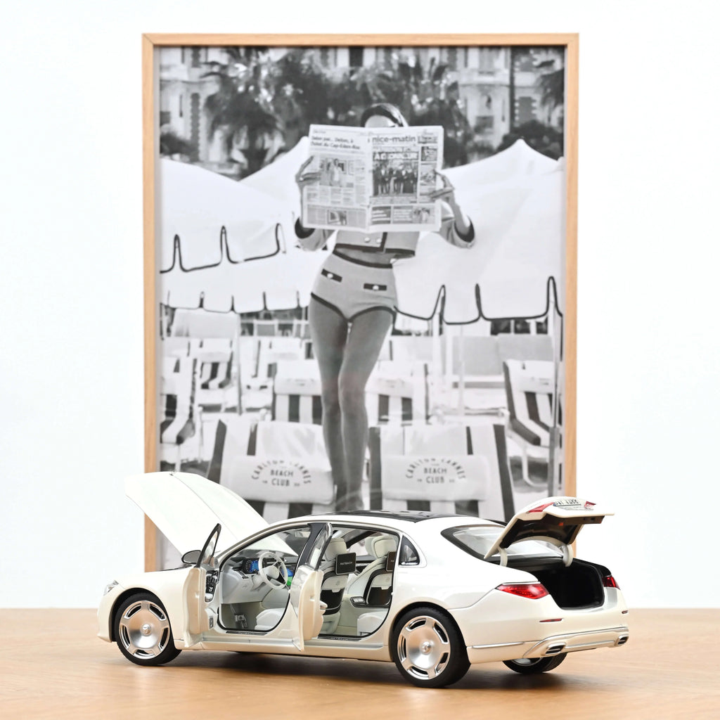 Mercedes-Maybach S 680 4MATIC 2021 Diamond White met 1:18