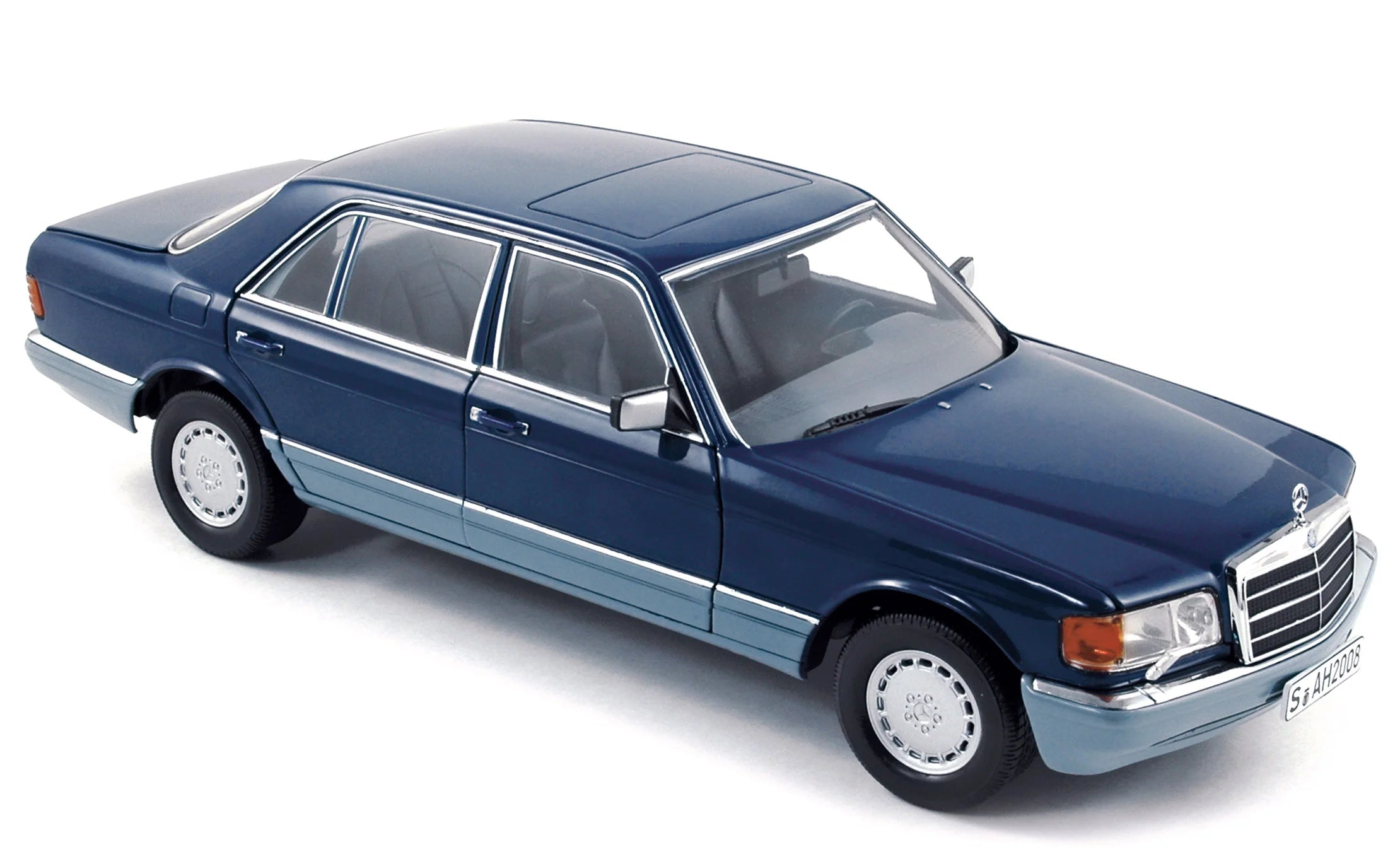 Mercedes-Benz 560 SEL 1985 Blue 1:18