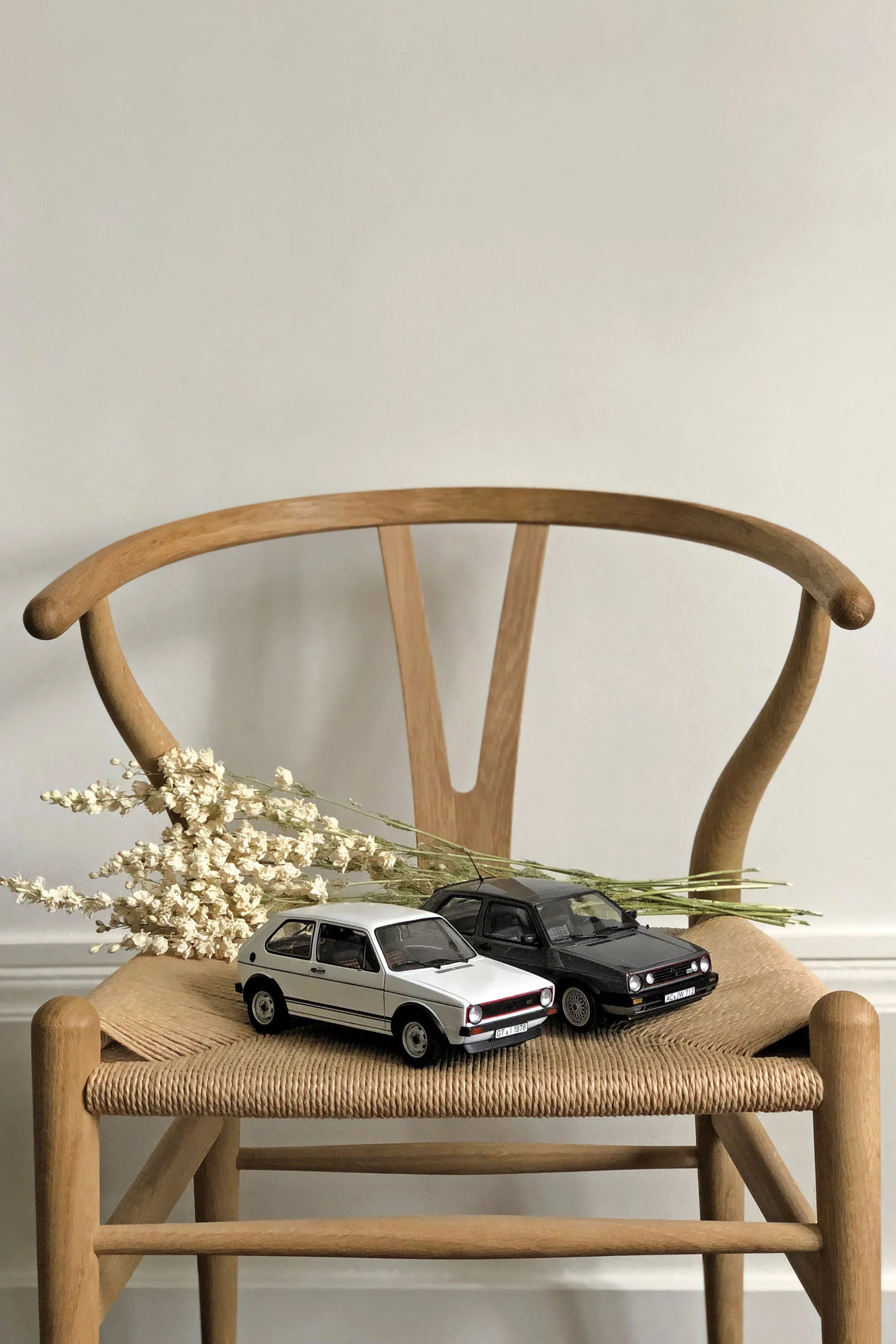 VW Golf GTI 1990 Grey metallic 1:18