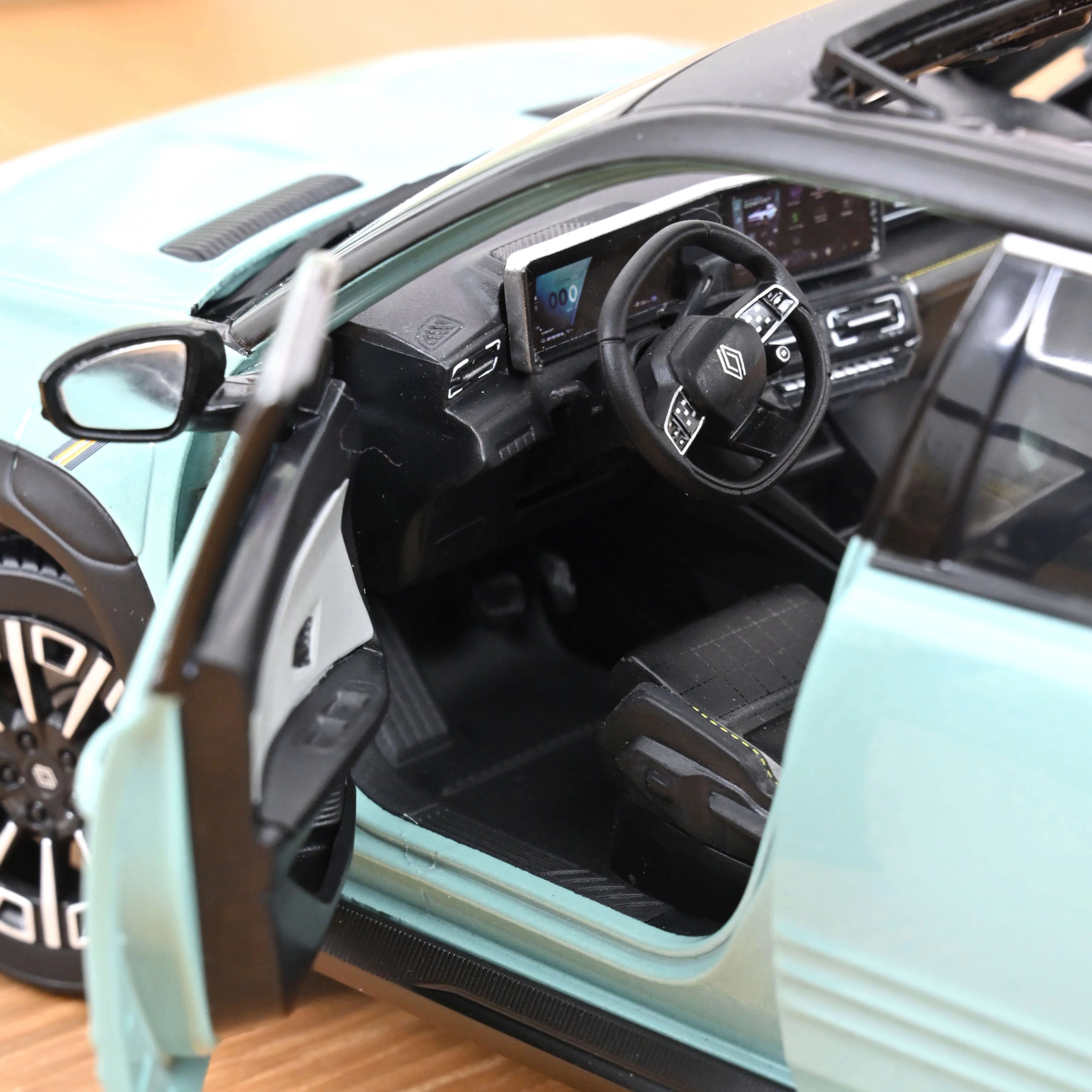 Renault 4 E-Tech Electric 2025 Hauts de France Green 1:18