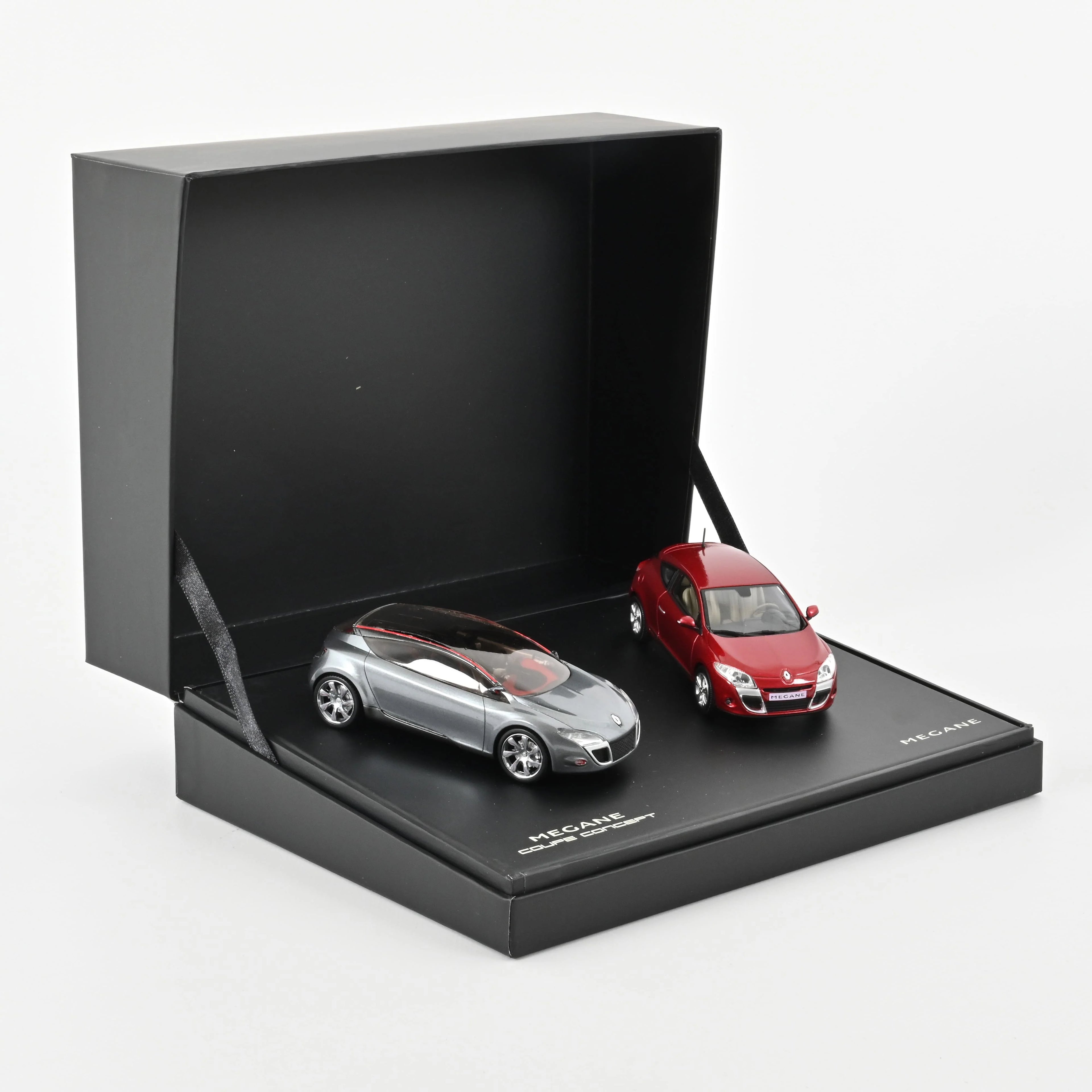 Coffret Megane + CC 1:43