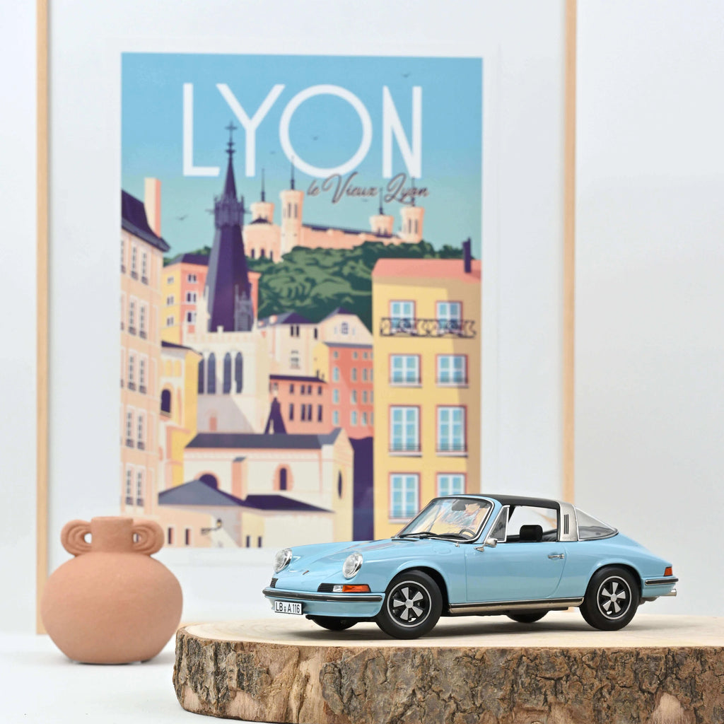 Porsche 911 S Targa 1973 Light Blue 1:18