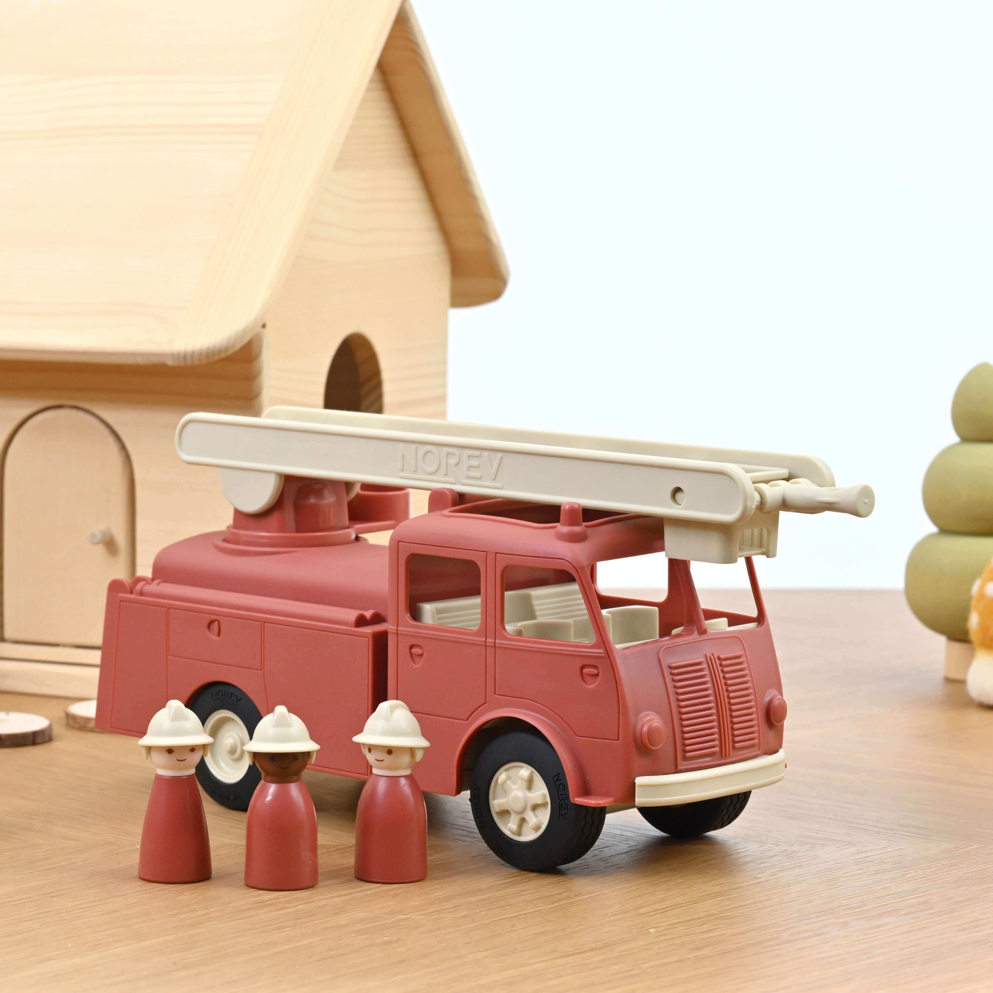 Firetruck Berliet Plastigam 1:24
