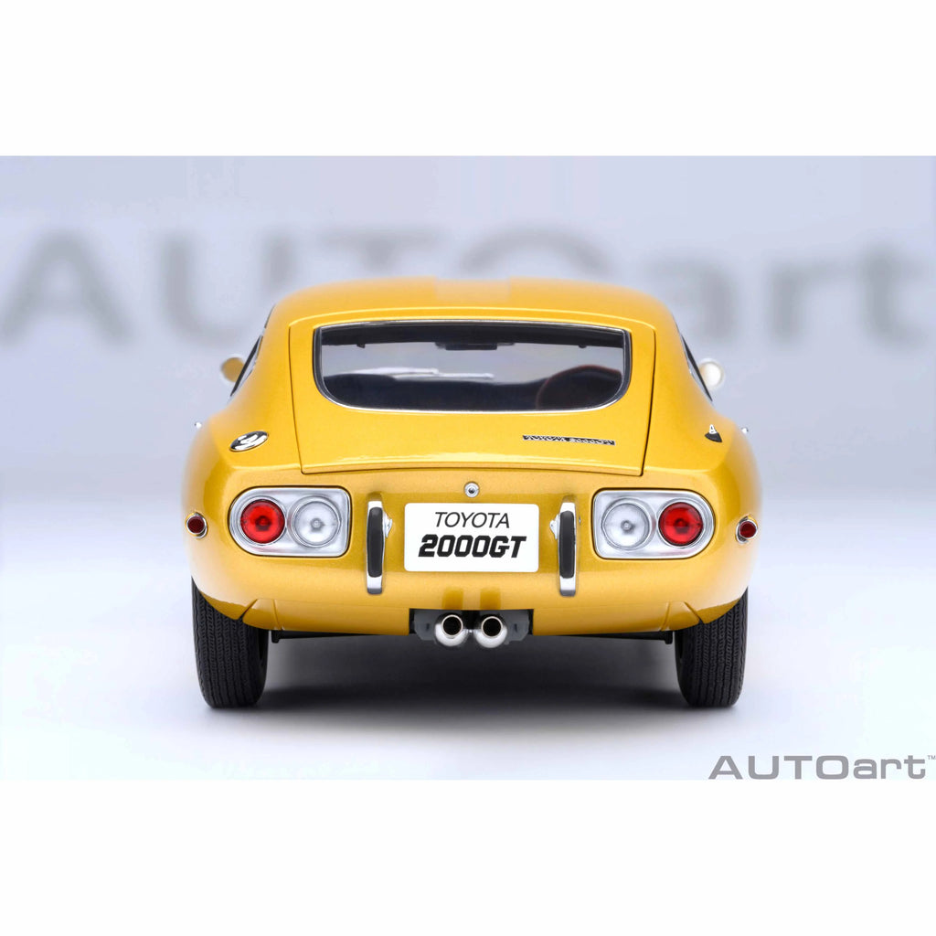 Toyota 2000GT 1967 Gold 1:18