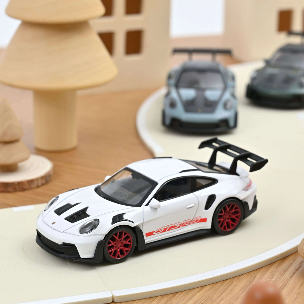 Porsche 911 GT3 RS 2022 White Jet-car 1:43