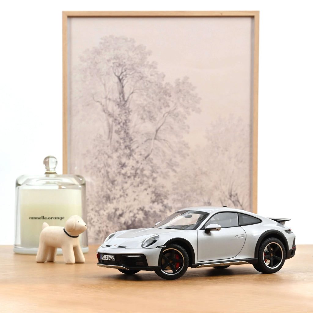 Porsche 911 Dakar 2023 Gris Glacé Métallisé 1:18