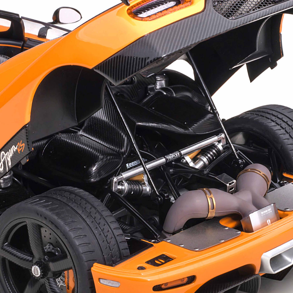 Koenigsegg Agera RS 2015 Orange/Black 1:18