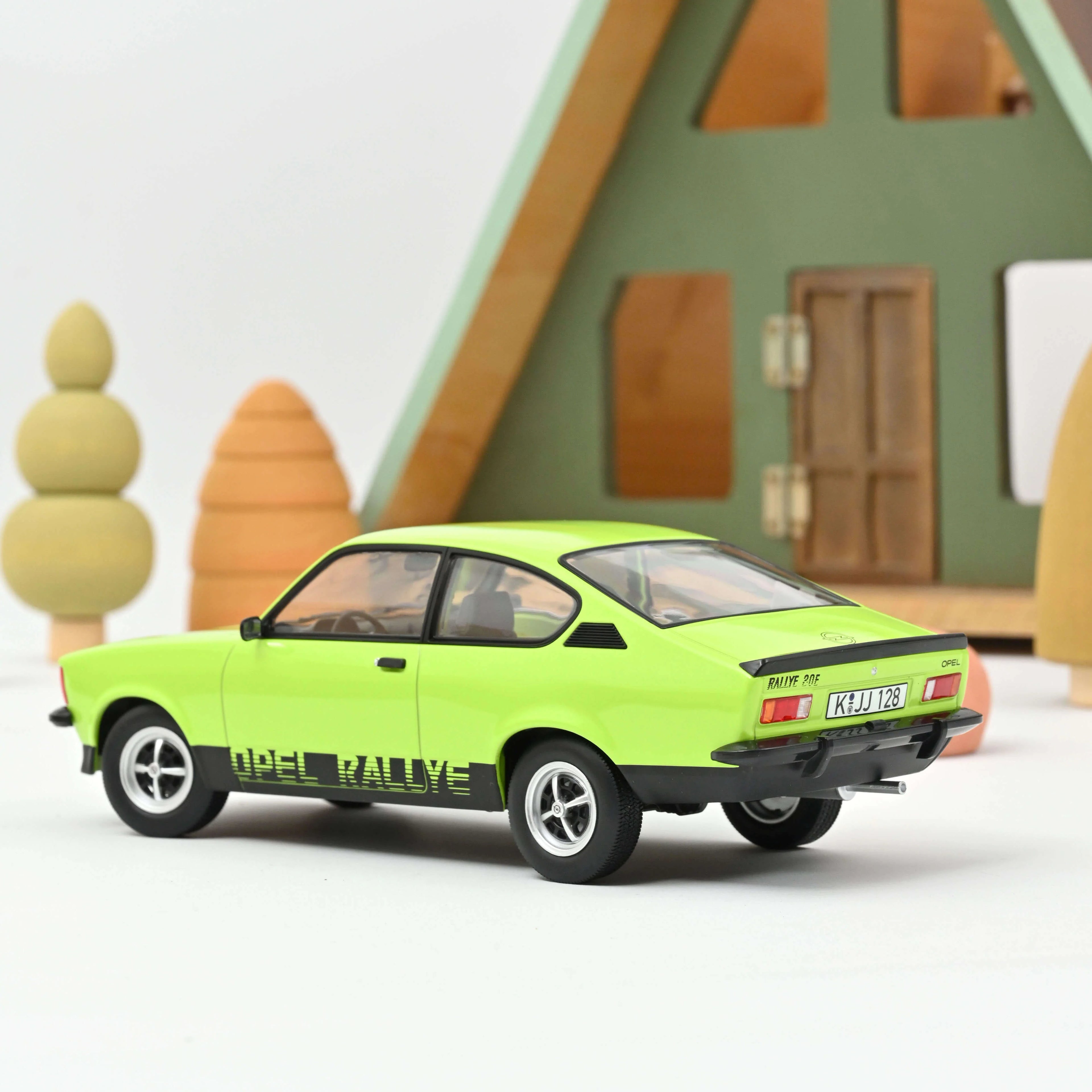 Opel Kadett Rallye 2.0 E 1977 Green 1:18