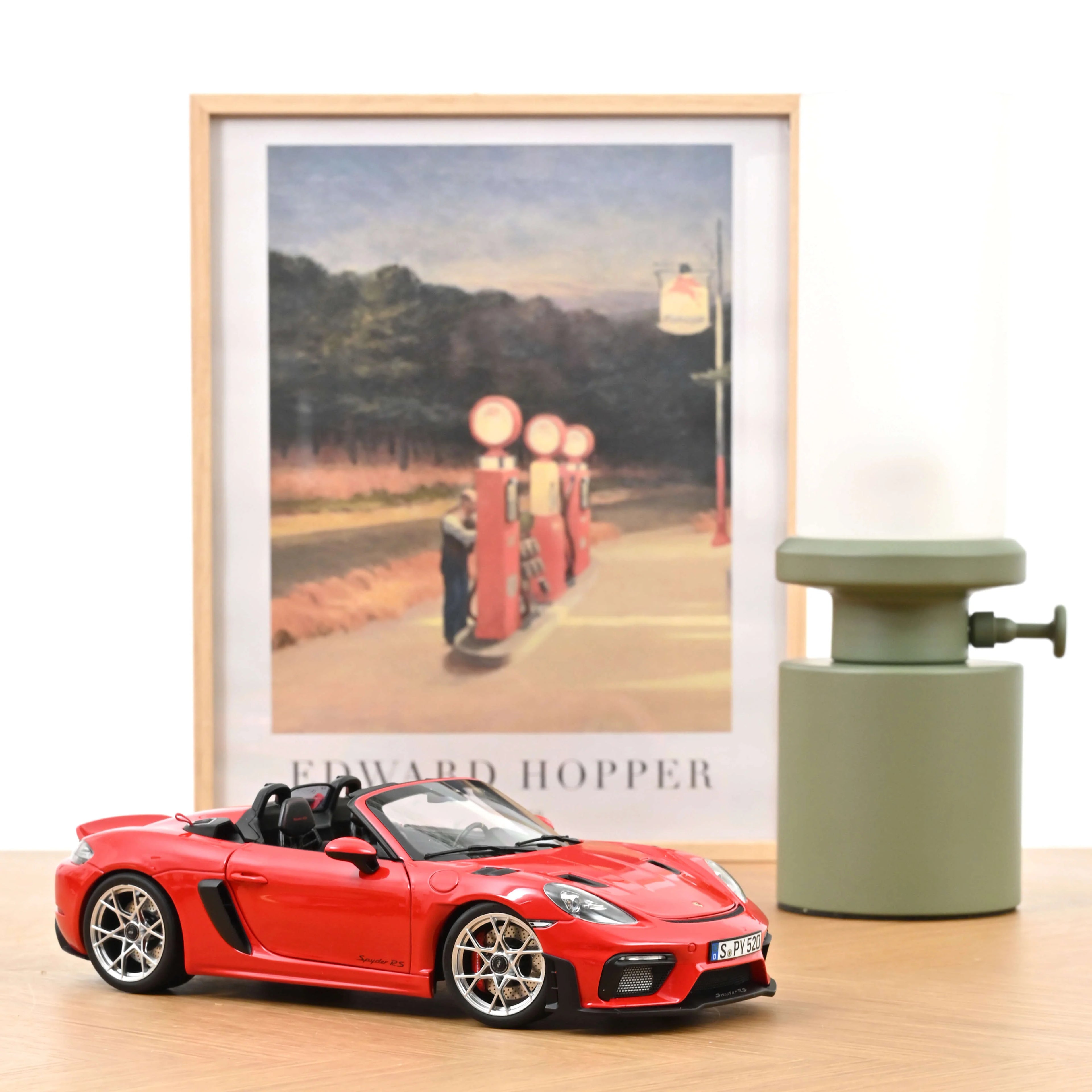 Porsche 718 Spyder RS 2023 Guards Red 1:18