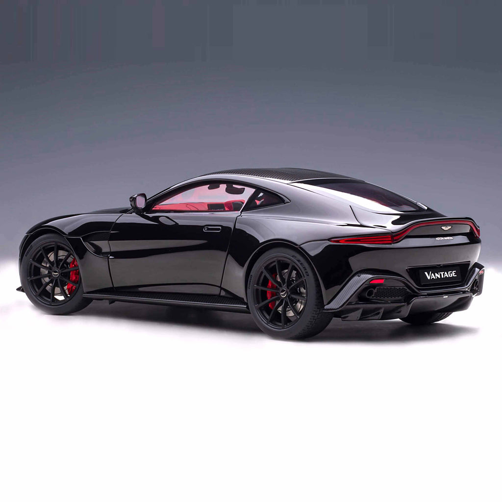 Aston Martin Vantage 2019 Tiefschwarz 1:18