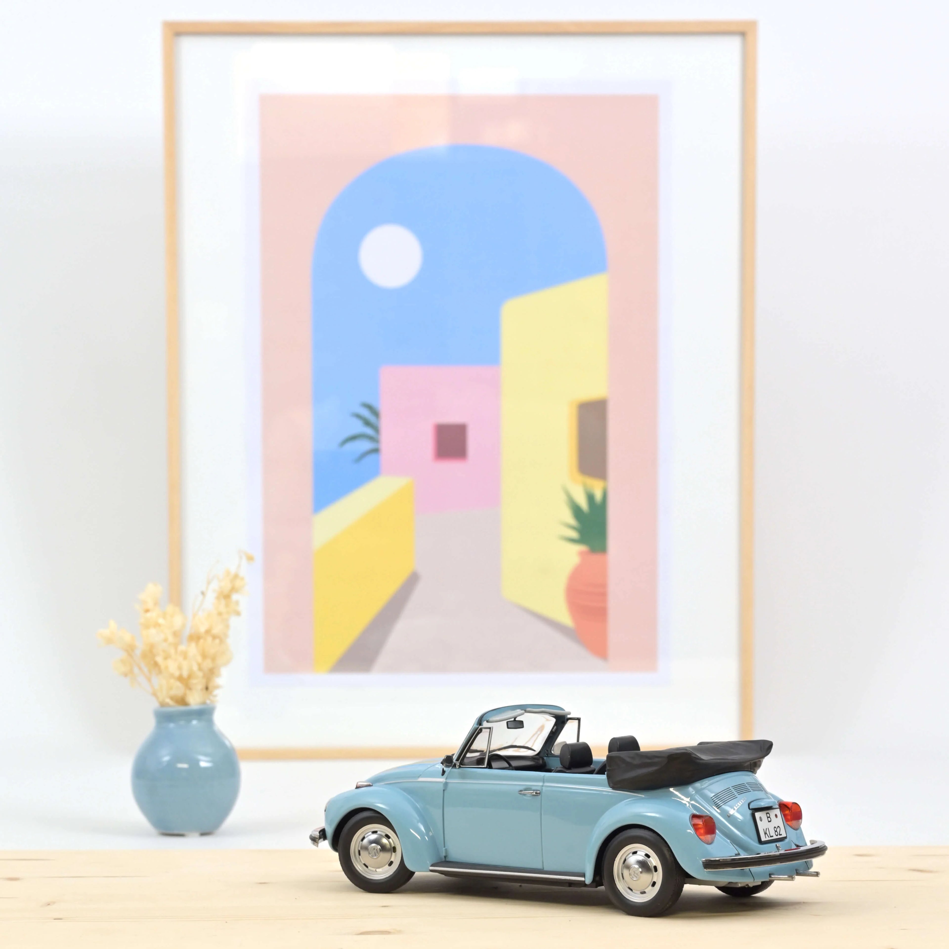 VW 1303 Cabriolet 1973 Light blue 1:18 - 200pcs