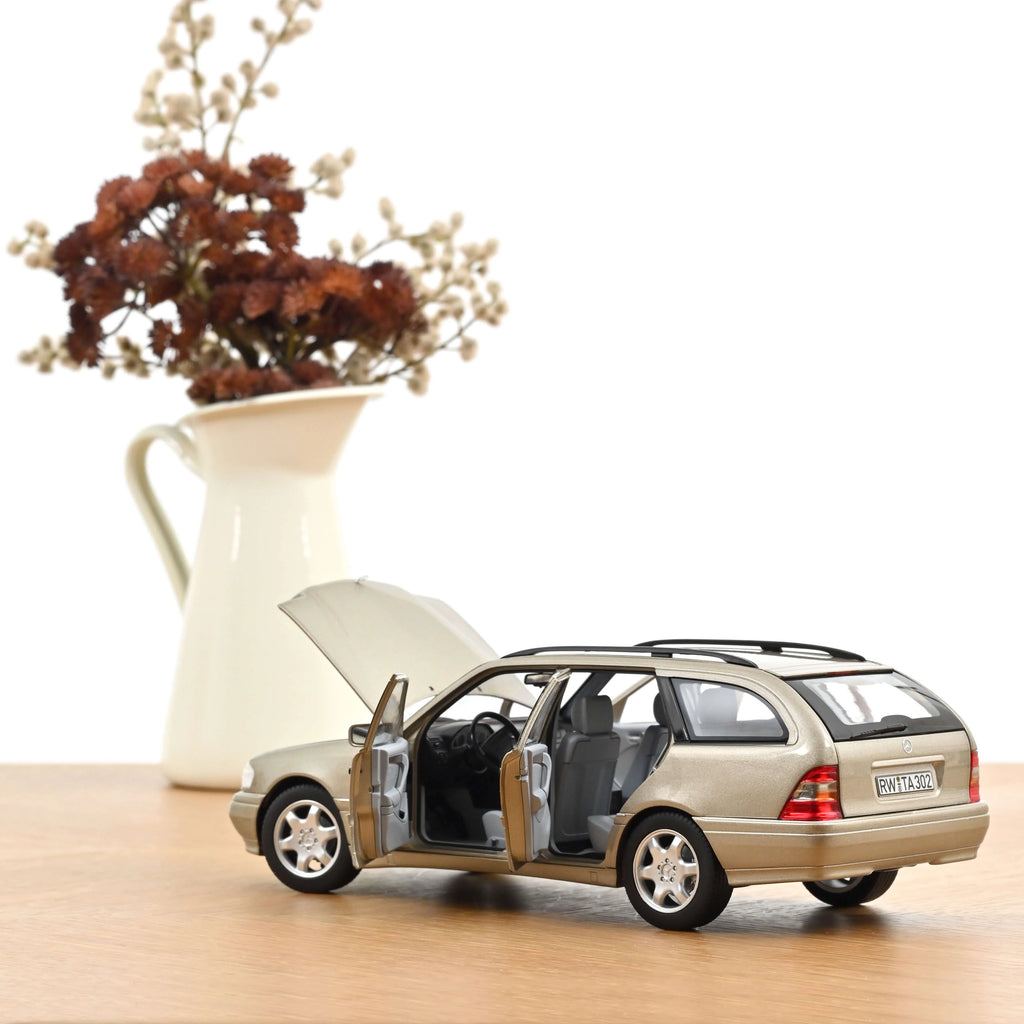 Mercedes-Benz C-Class T-Model 1997 Smoke silver 1:18