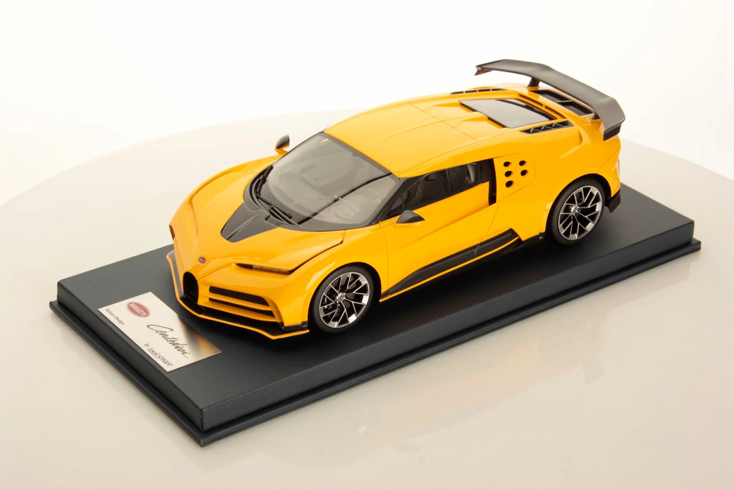 LookSmart Clearance Bugatti Centodieci - Limited 99 pcs with Display Case