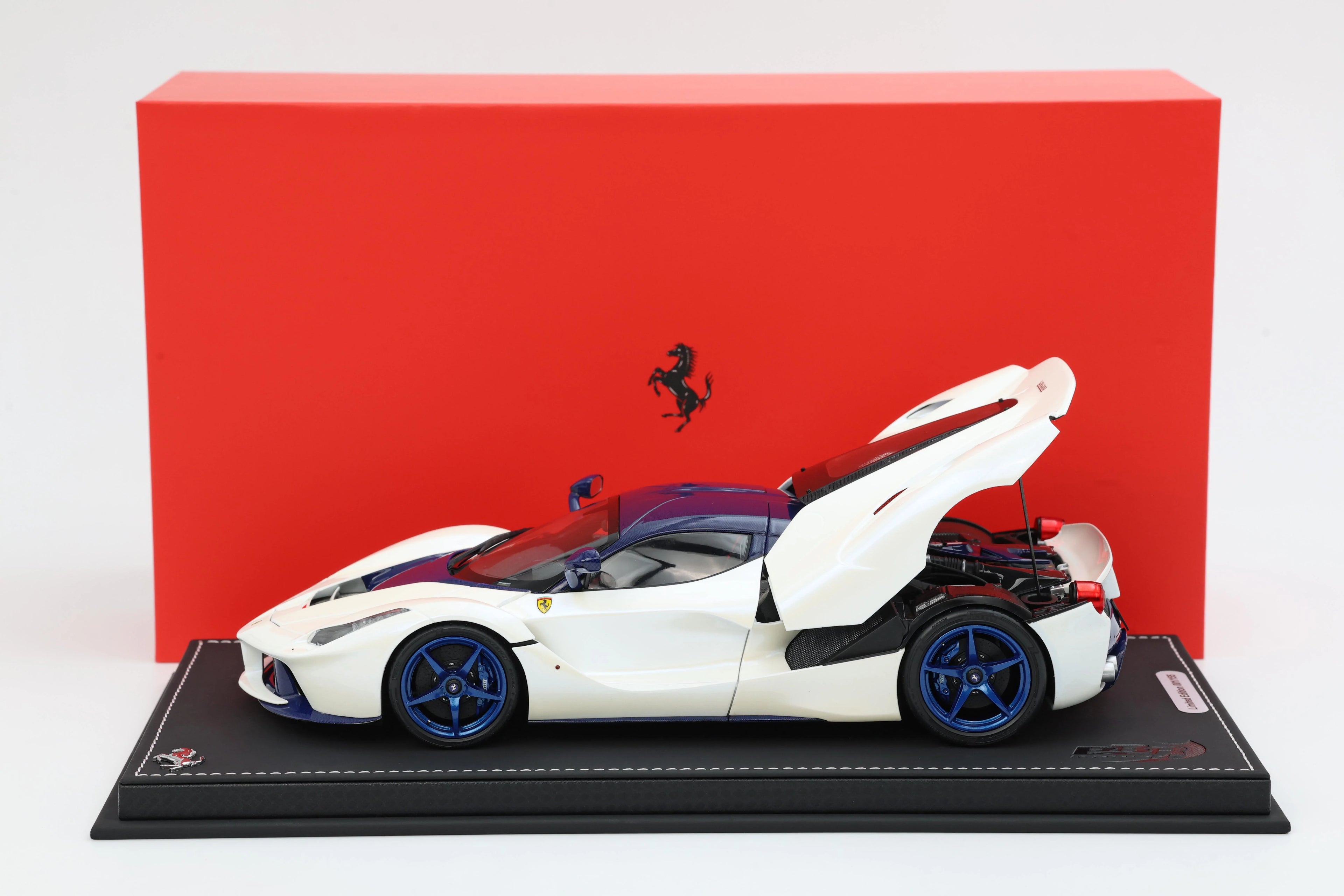 Pre-order BBR Ferrari LaFerrari White Birdcage, Carbon blue Fully Open Diecast - Limited 155 pcs