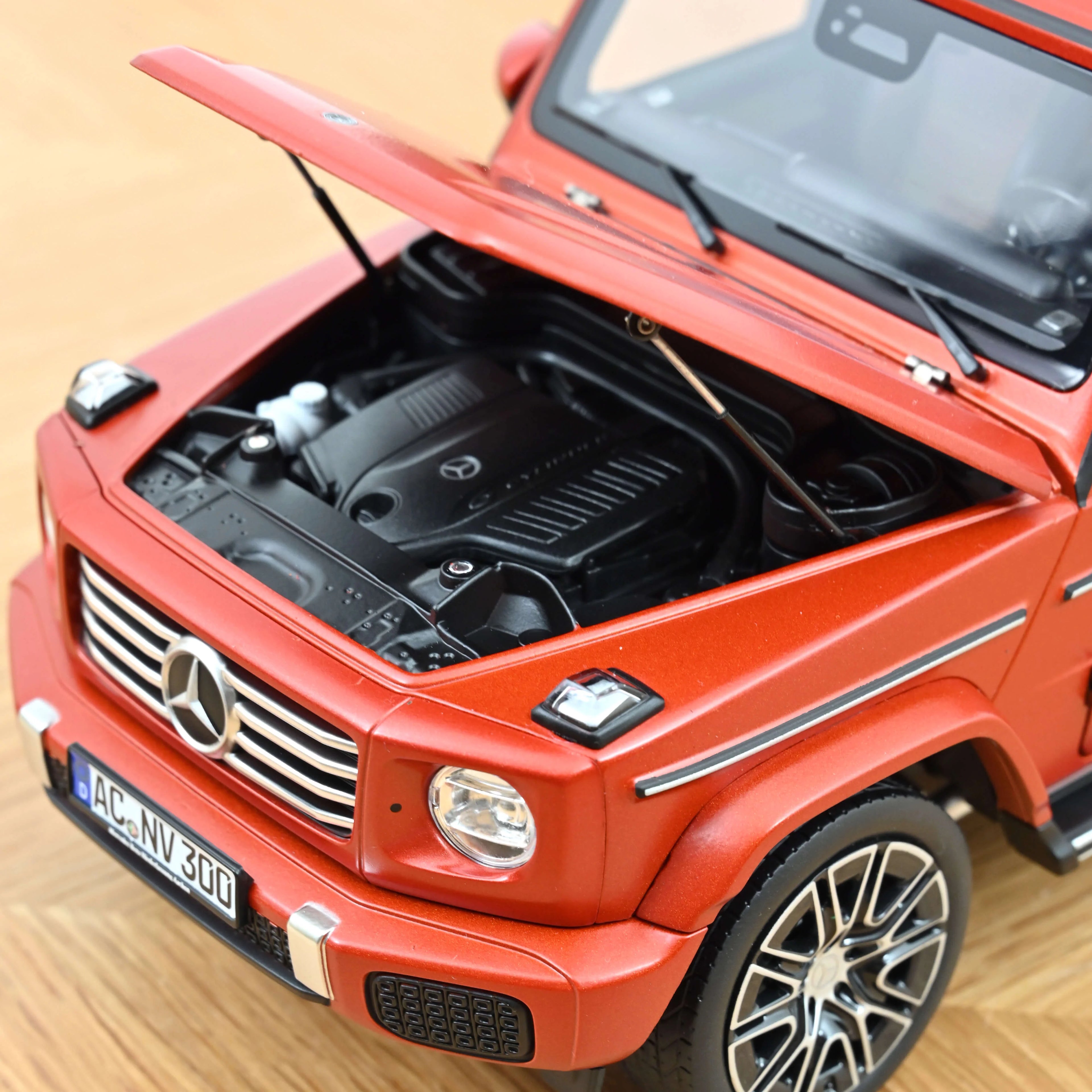 Mercedes-Benz G-Class 2024 Copper Orange matt 1:18
