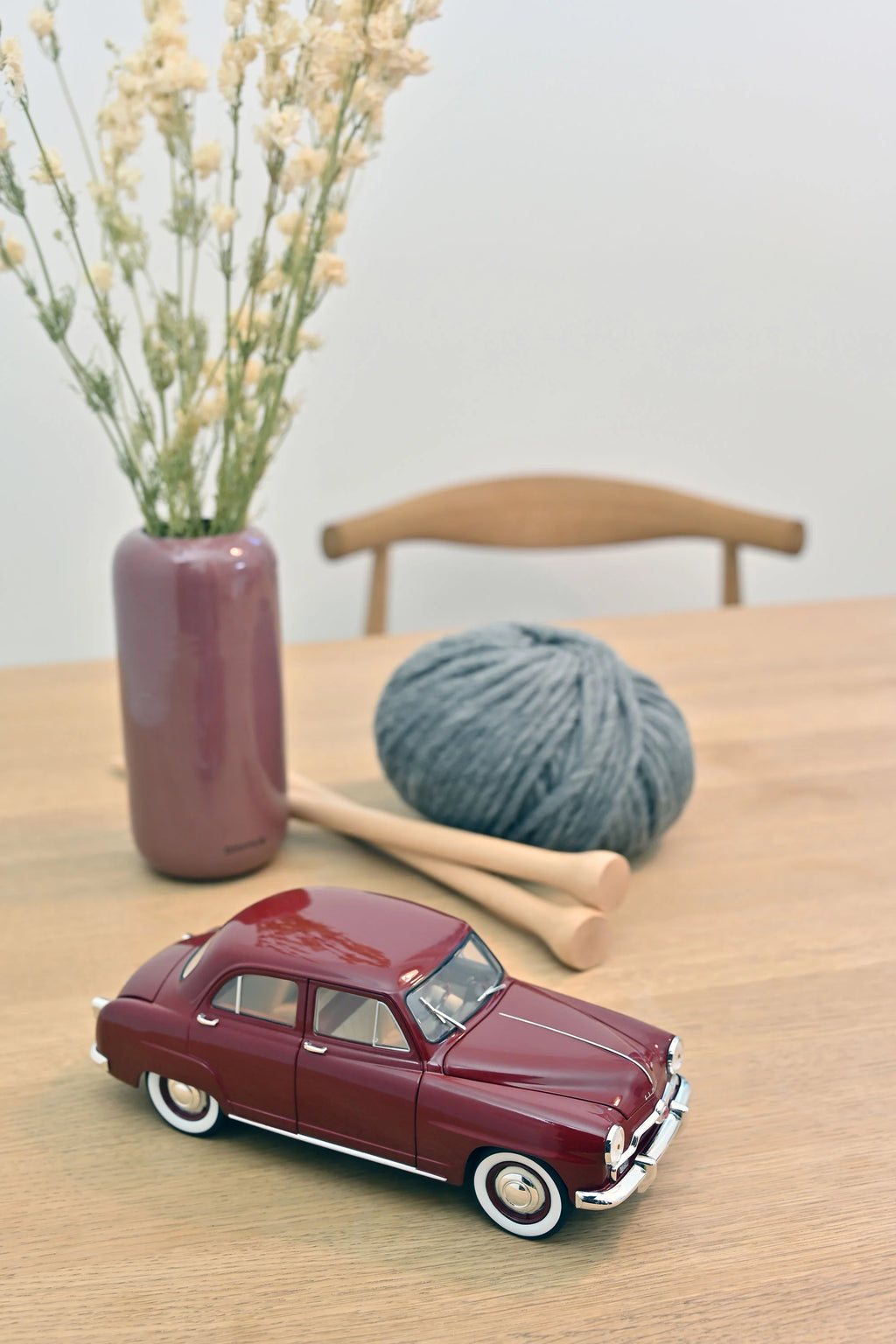 Simca 9 Aronde 1953 - Amarante Red 1:18