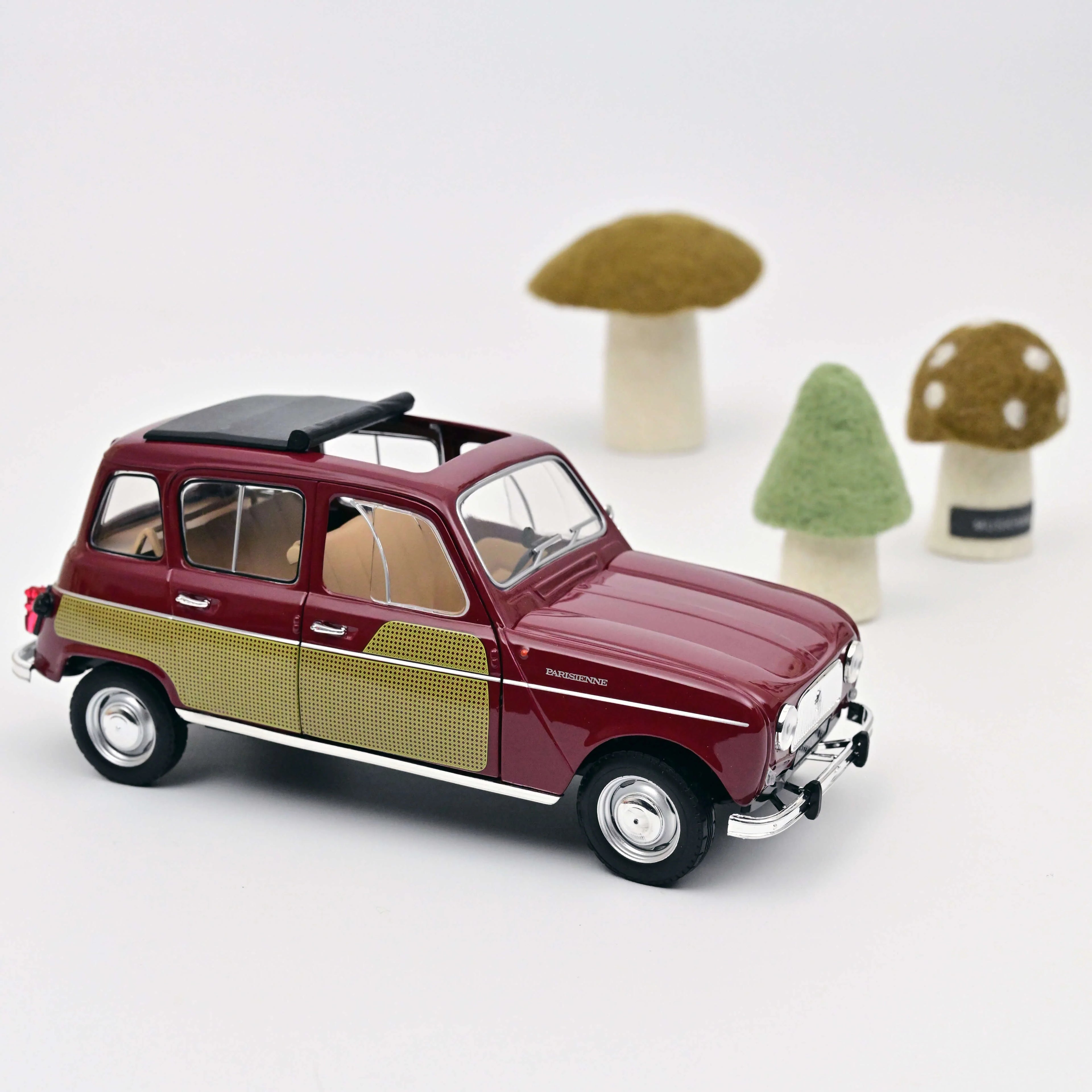 Renault 4 Parisienne 1966 Dunkelrot 1:18 - 150 Stk.