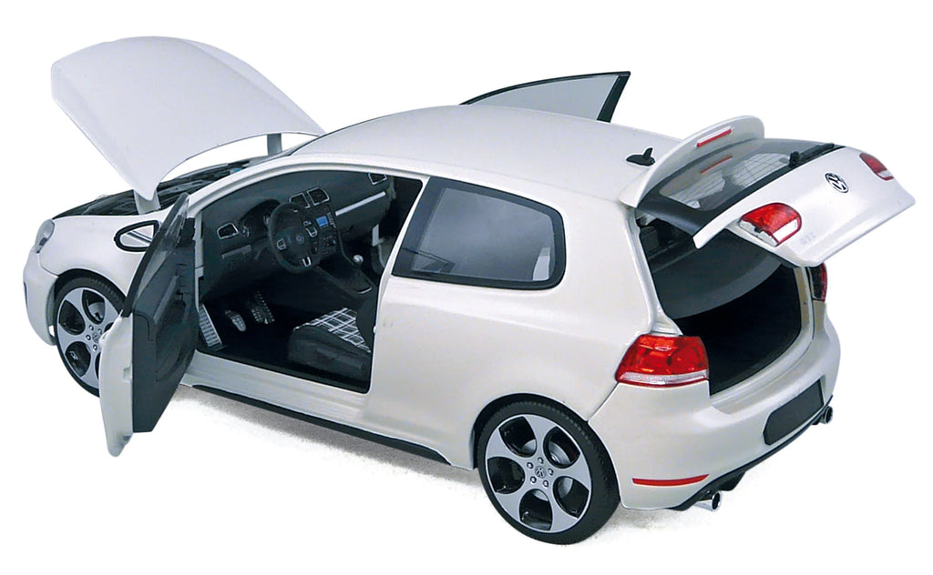 VW Golf GTI 2009 Candy White 1:18